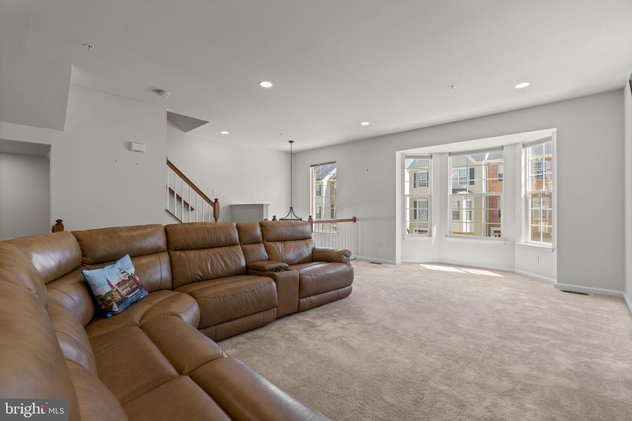 PINEY ORCHARD - Residential