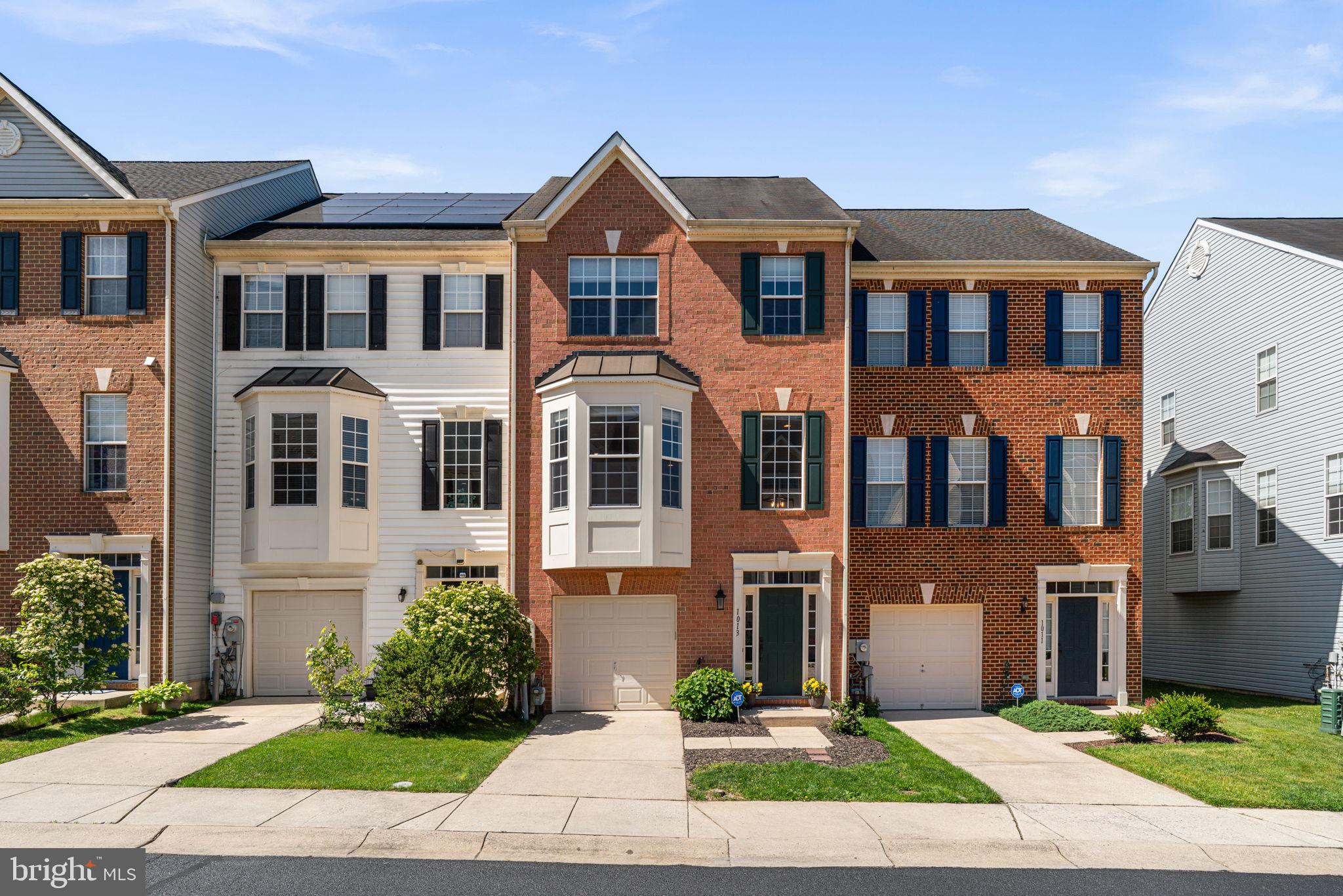 PINEY ORCHARD - Residential
