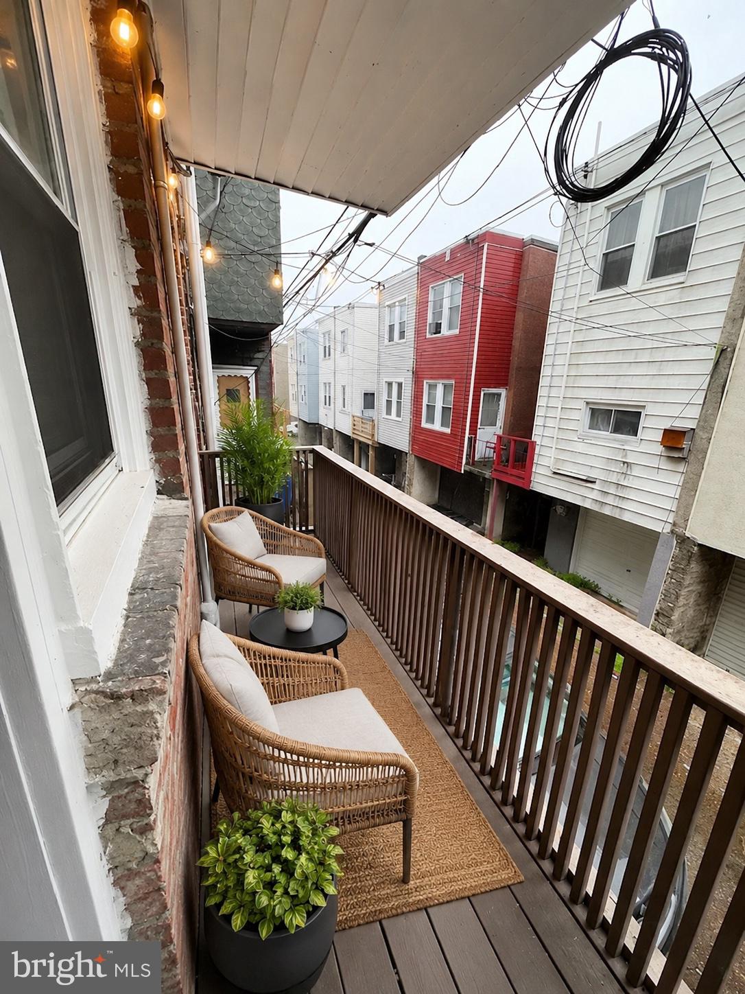 WEST OAK LANE - Residential