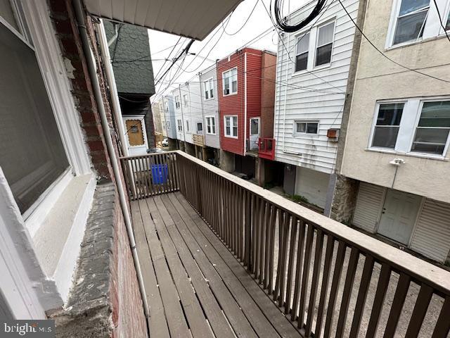 WEST OAK LANE - Residential