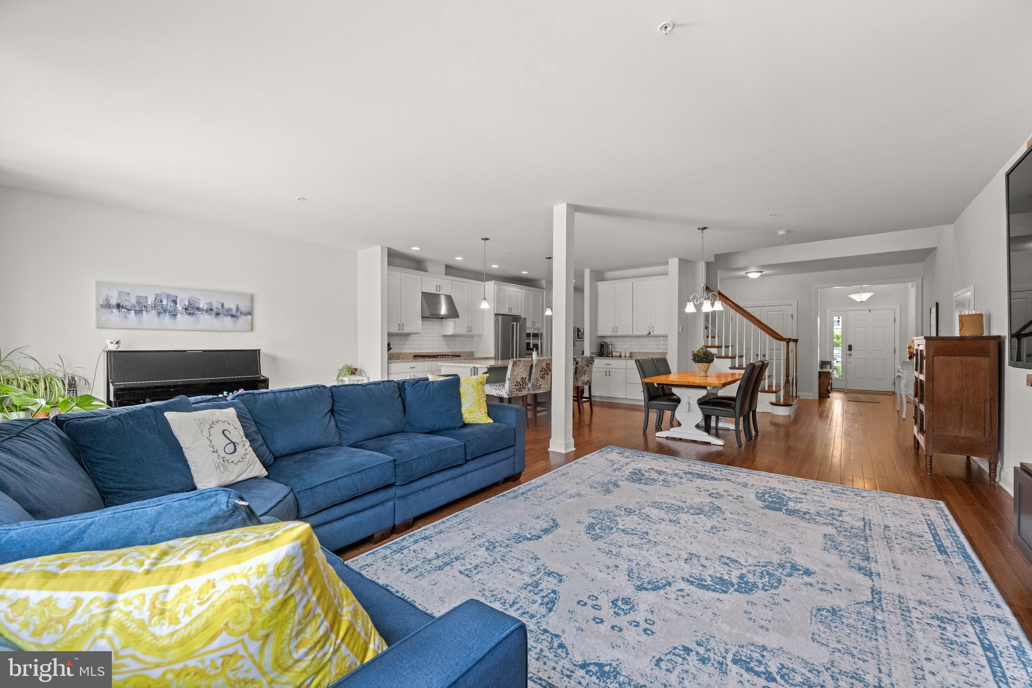 BROOKFIELD - Residential
