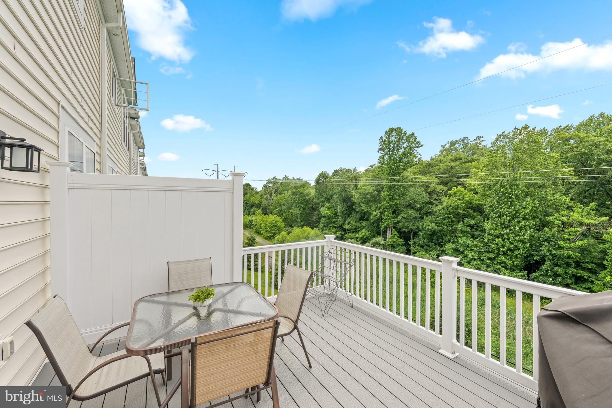 BROOKFIELD - Residential