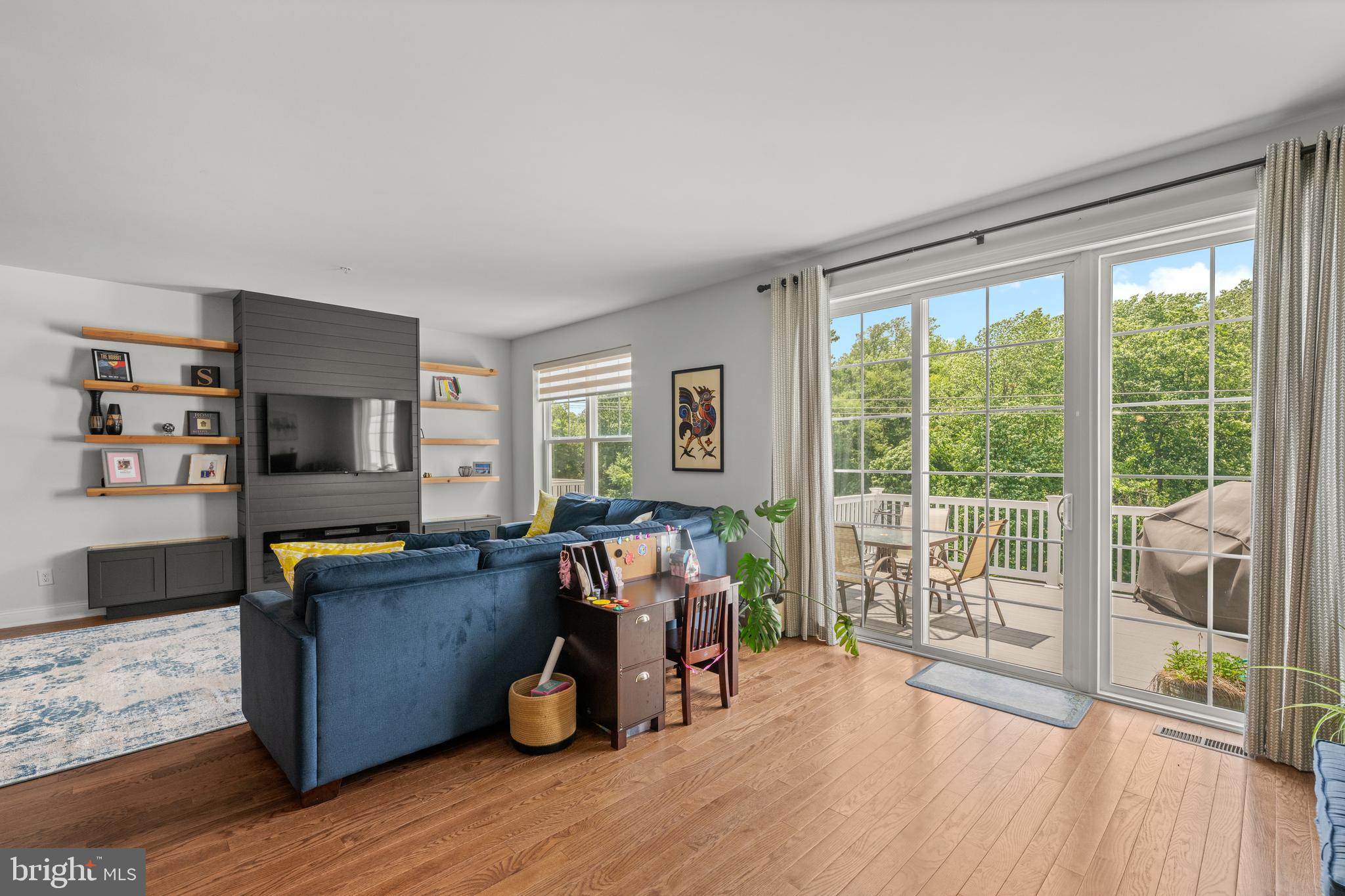 BROOKFIELD - Residential