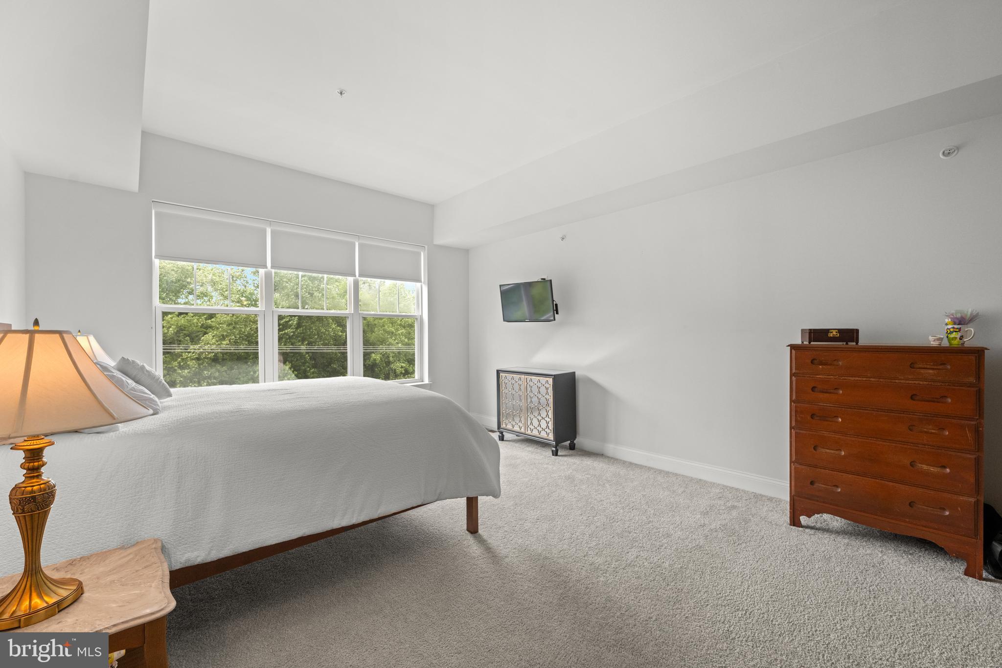 BROOKFIELD - Residential