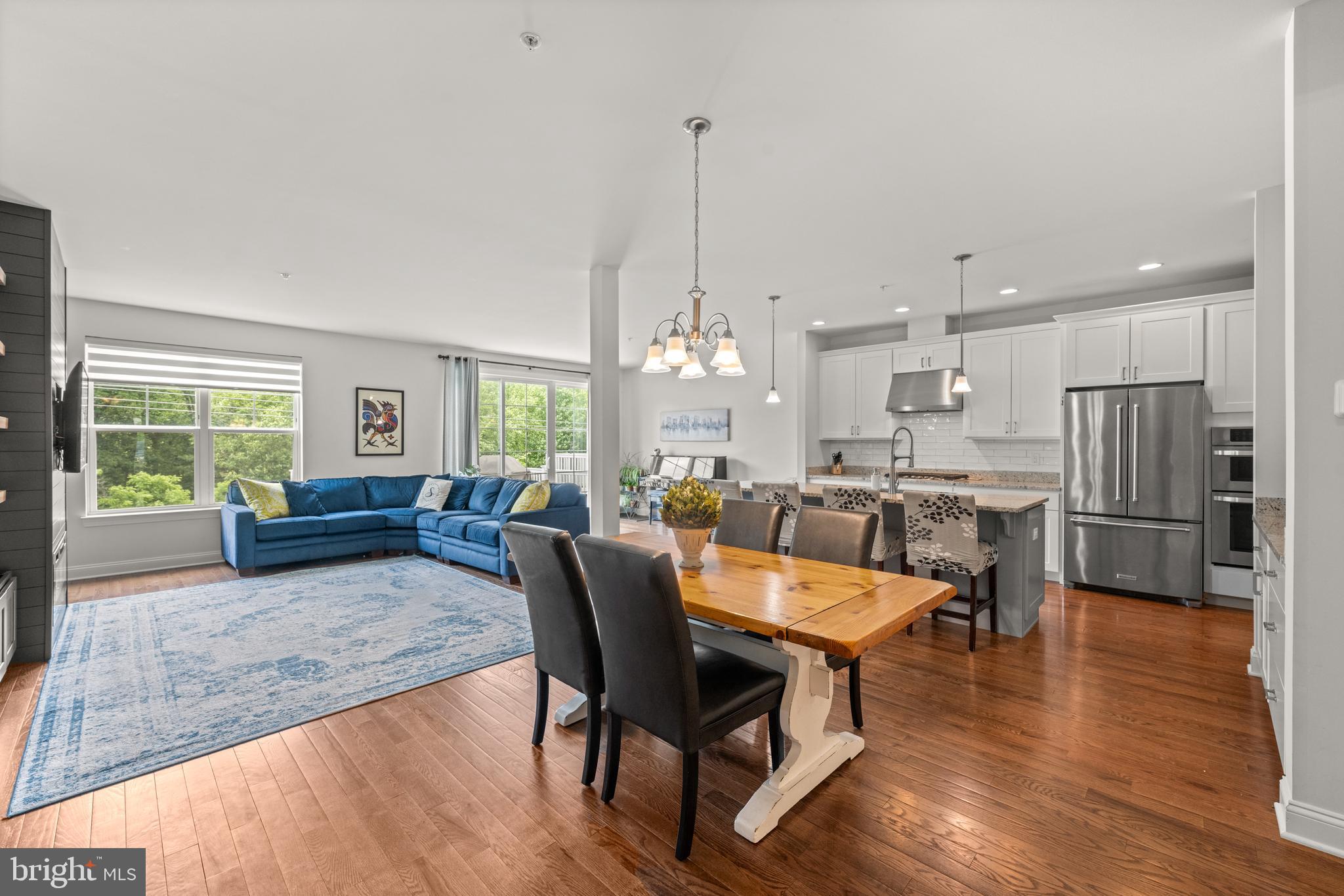 BROOKFIELD - Residential
