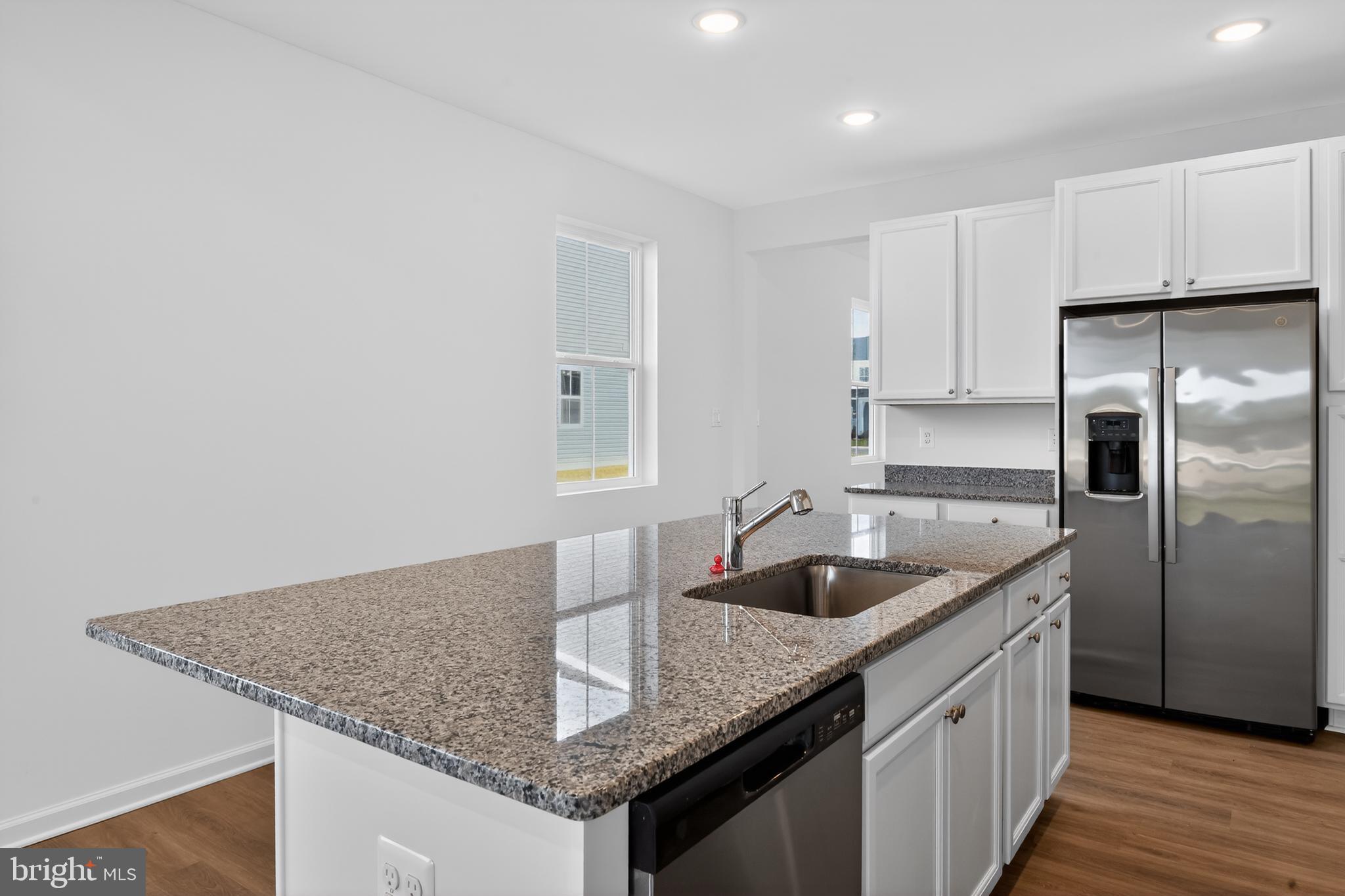 ADMIRAL'S LANDING - Residential