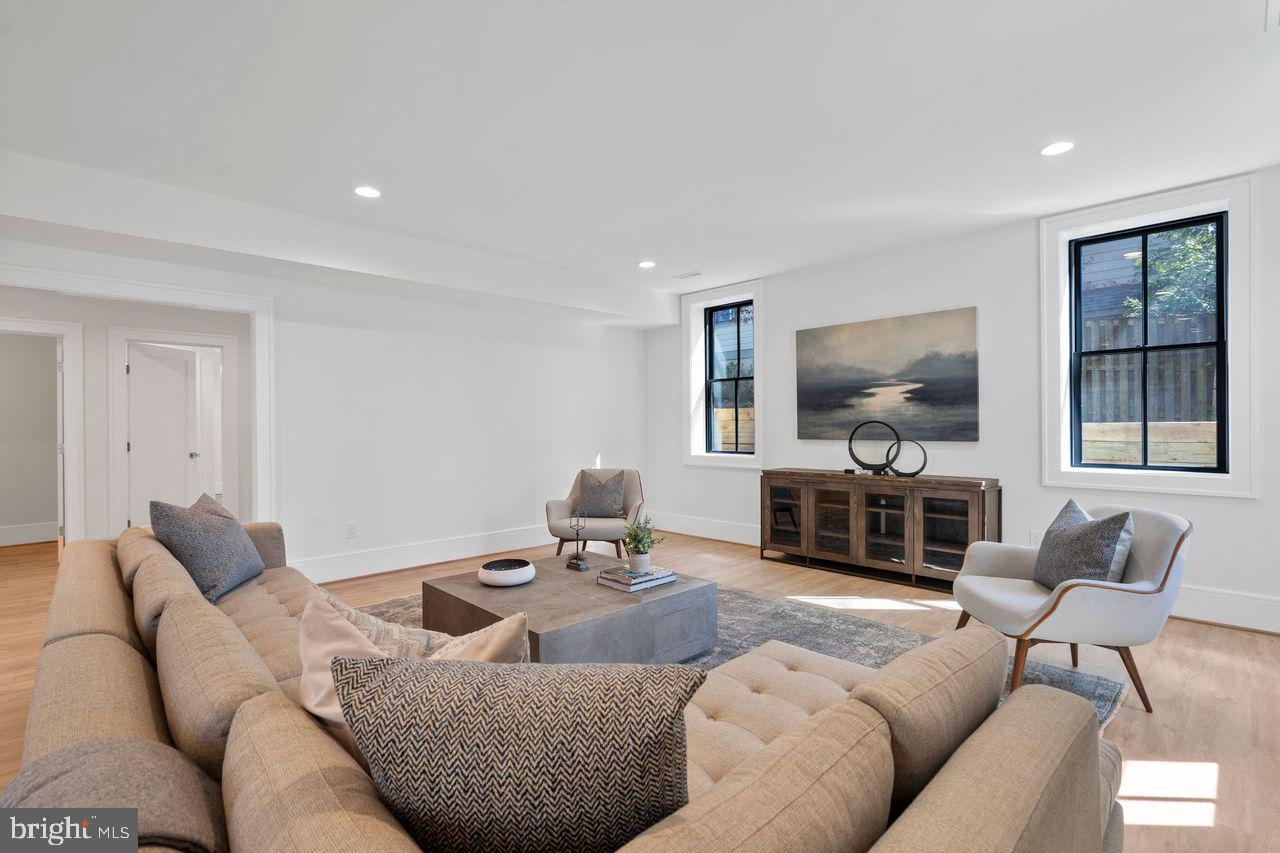 MINOR HILL - Residential