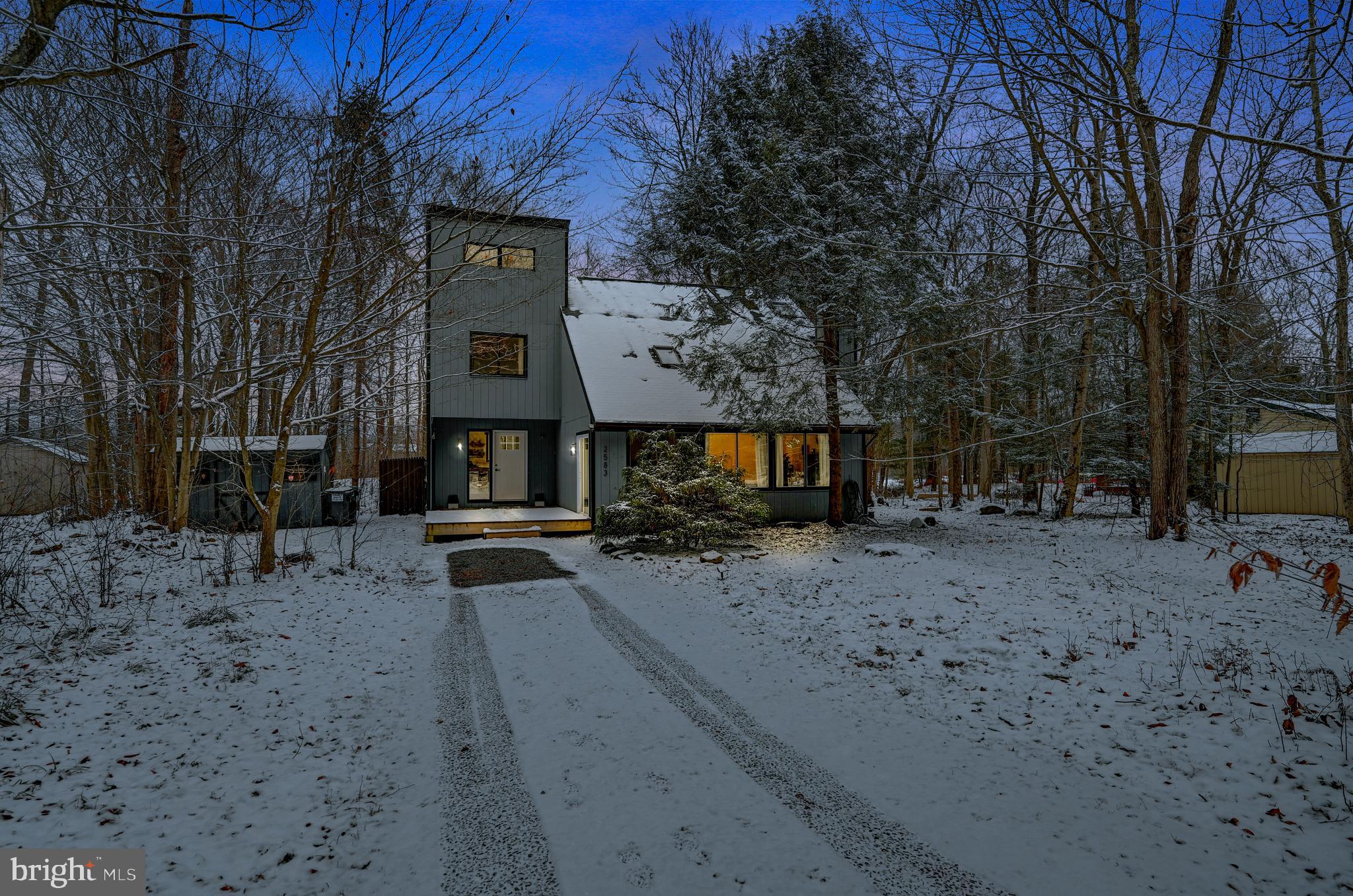 The seller is in receipt of multiple offers, and are asking for Highest and Best by
Monday Dec. 18th @midnight. LOCATION!! LOCATION!! Pocono Farms Country
Club on the 4TH FAIRWAY WITH LAKE VIEWS!! Golfer's, Investors, Pocono
Vacationers, this 3 Bedroom 2 Full Bath Fully Renovated Contemporary Home is
for you!! Furniture is included and is ready to go, just bring your toothbrush and
golf clubs and start enjoying the endless amenities that this community and the
Poconos has to offer! Highlights include, Brick Face Wood Burning Fireplace,
Propane Space Heater back-up (3 Heat Sources), Subway Tile Backsplash,
Butcher Block Countertops, Screened In Sunroom, and Custom Tile Bathroom!
Minutes to Shopping, Highways and Pocono Attractions! LOW TAXES!