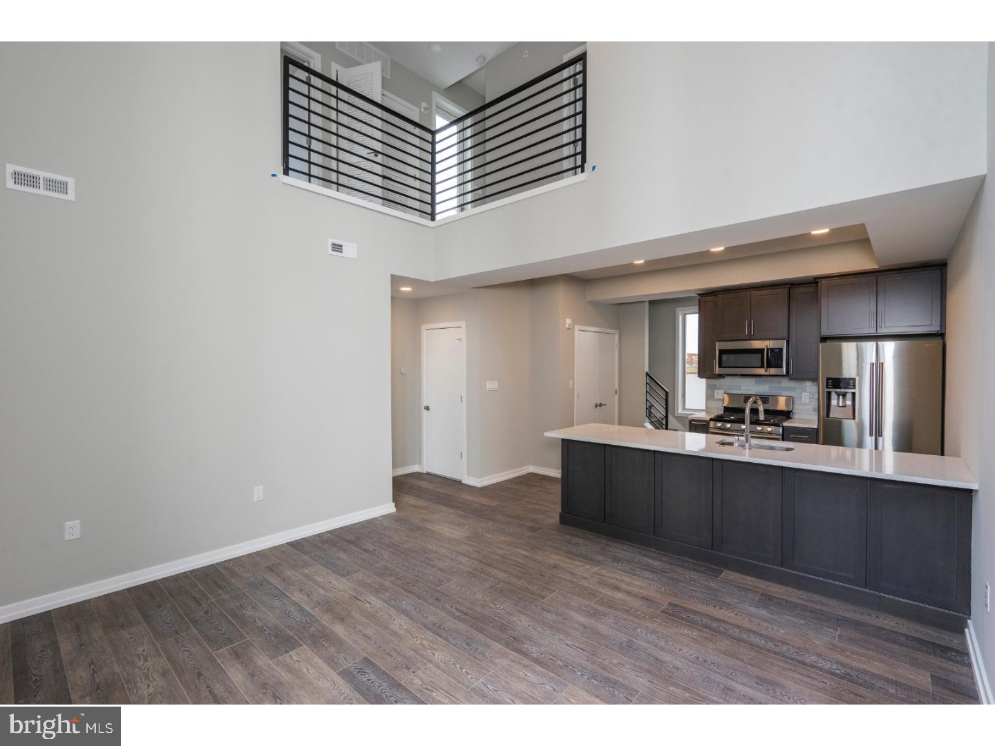 RITTENHOUSE SQUARE - Commercial Sale