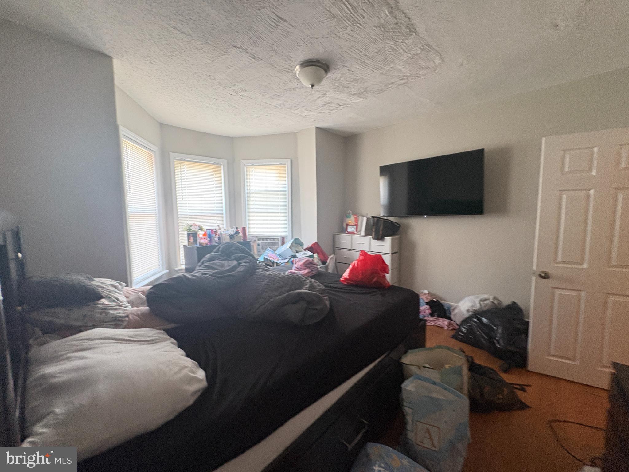 COBBS CREEK - Residential