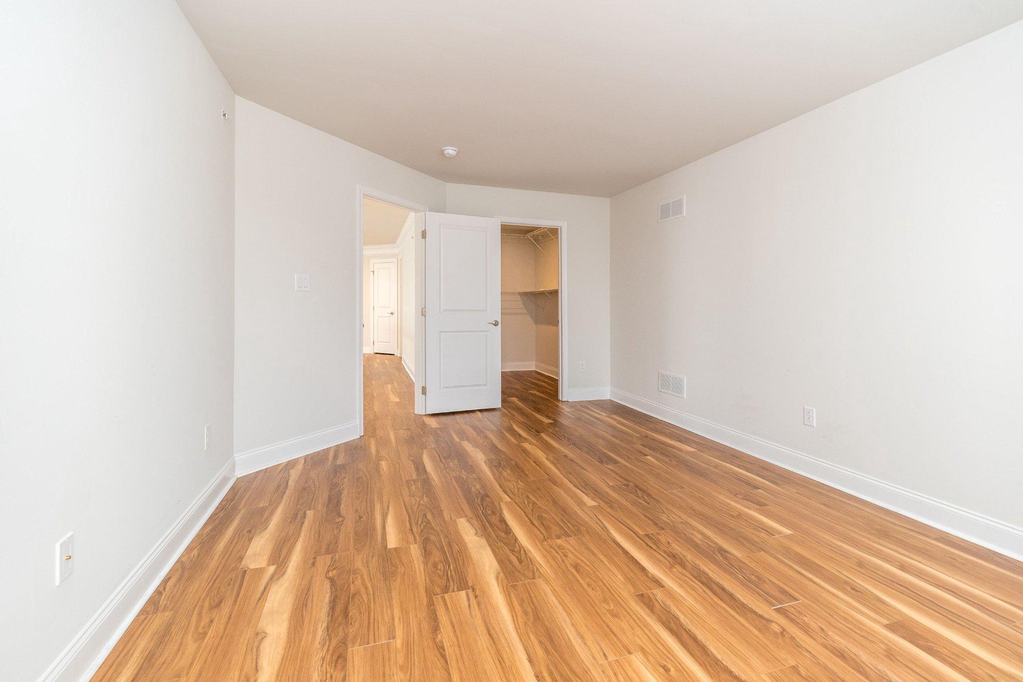 REGENCY AT YARDLEY - Residential