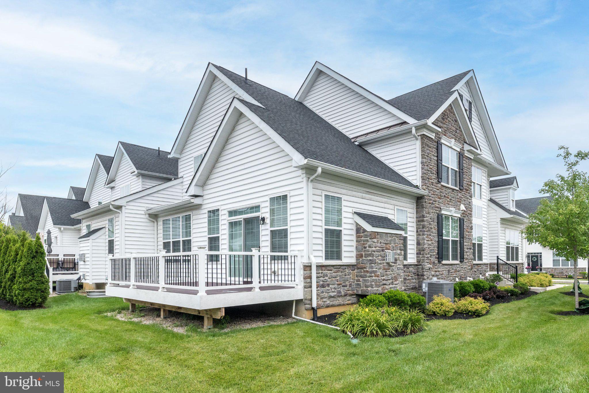 REGENCY AT YARDLEY - Residential