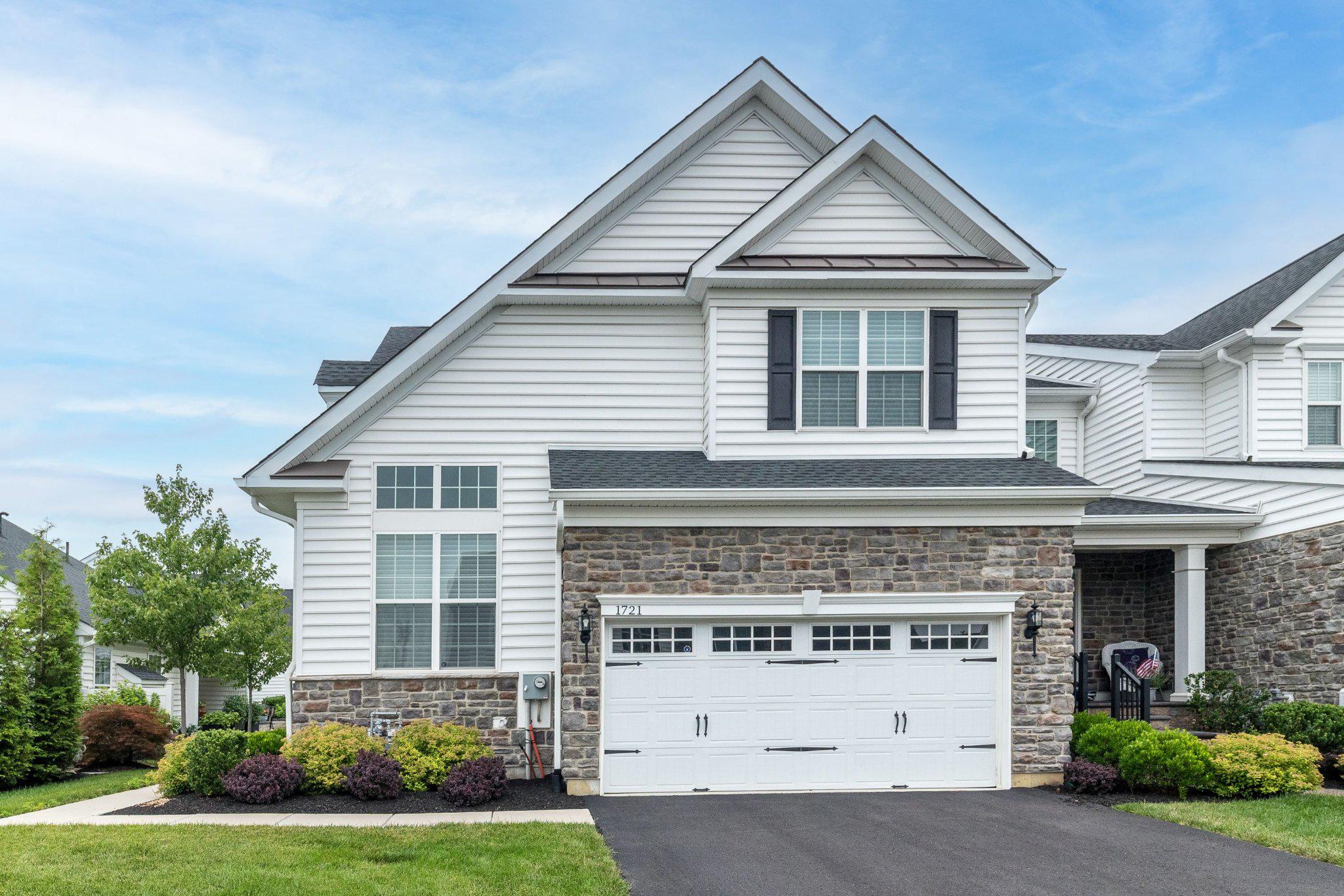 REGENCY AT YARDLEY - Residential