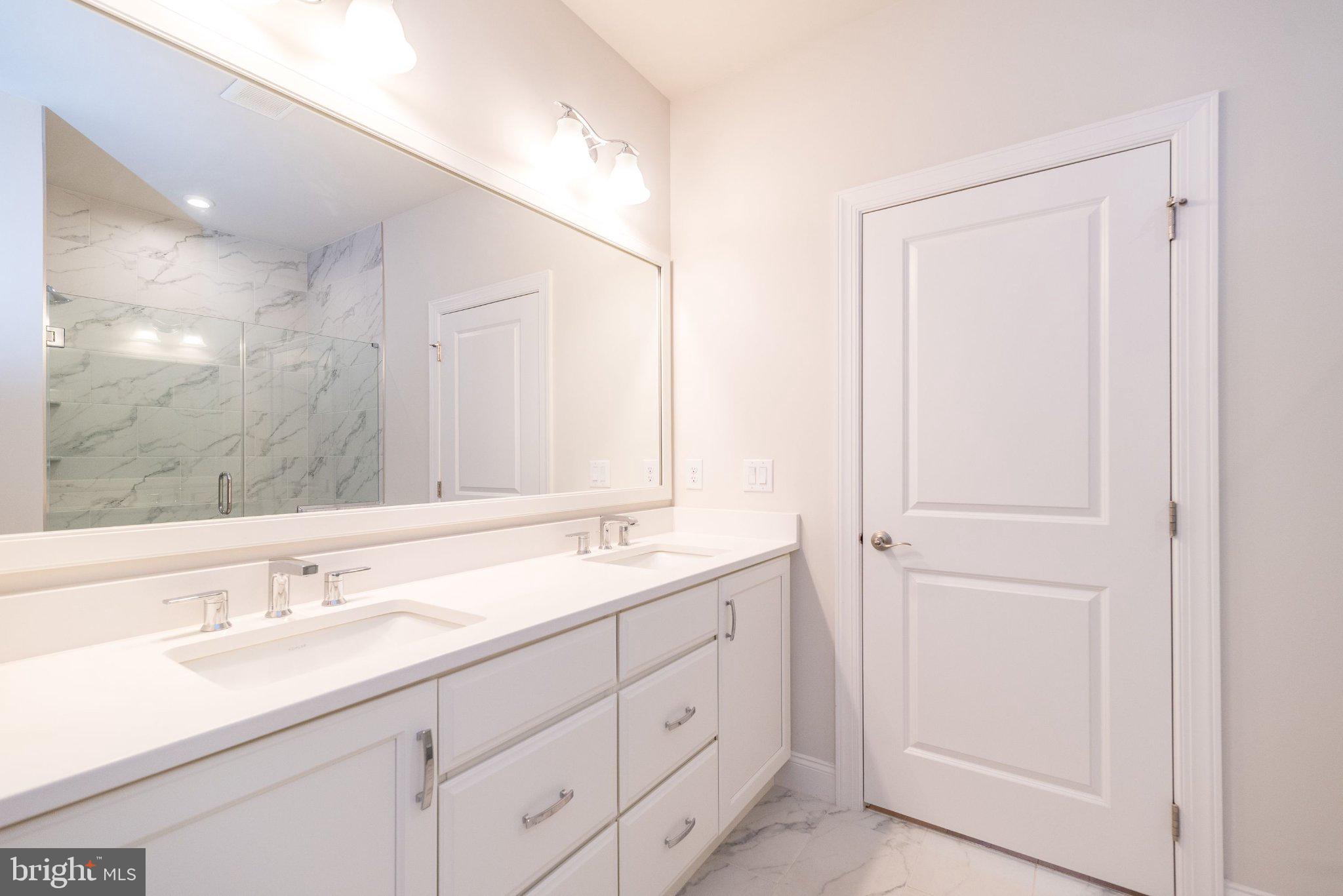 REGENCY AT YARDLEY - Residential
