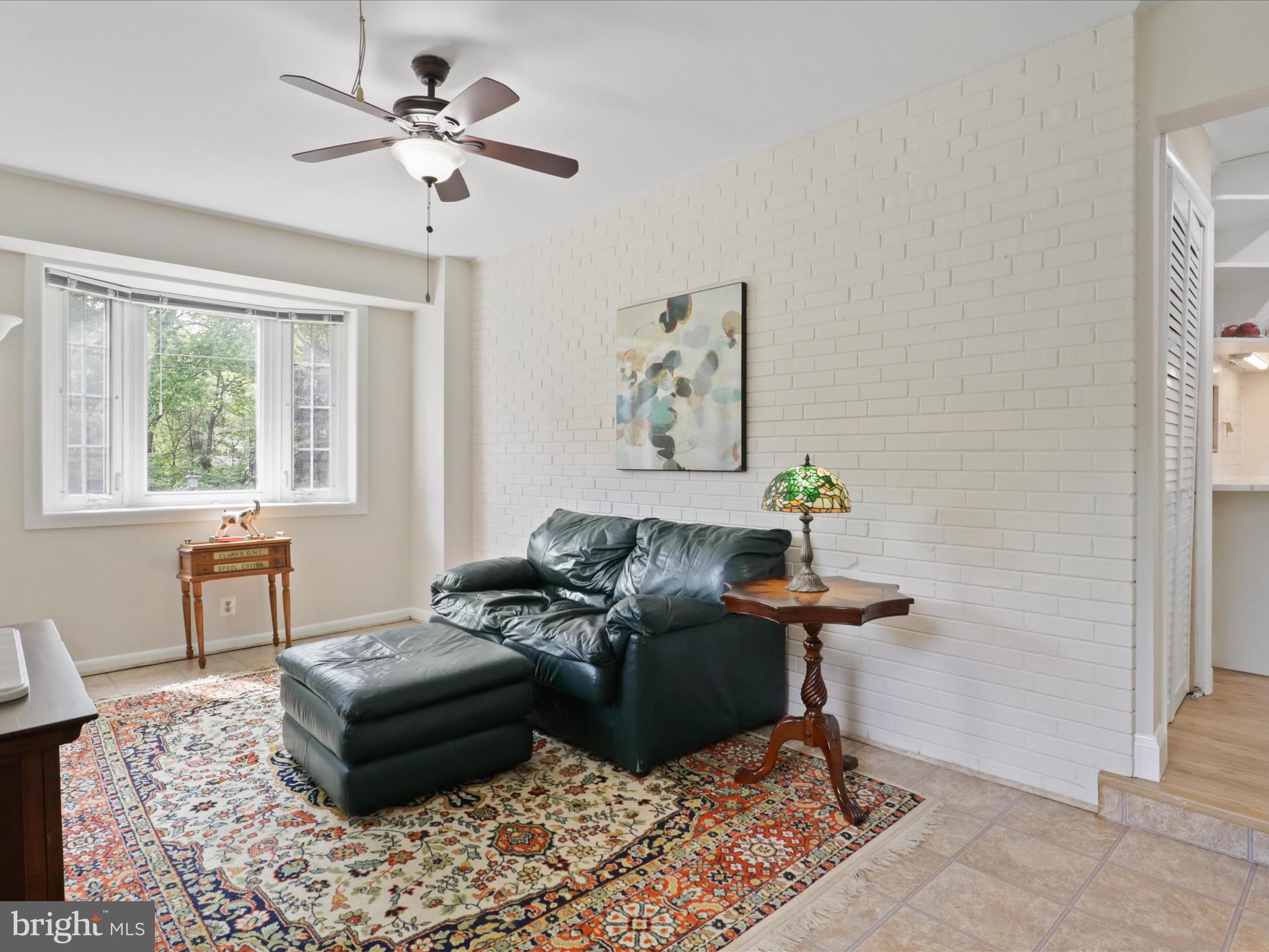 NORTH SPRINGFIELD - Residential
