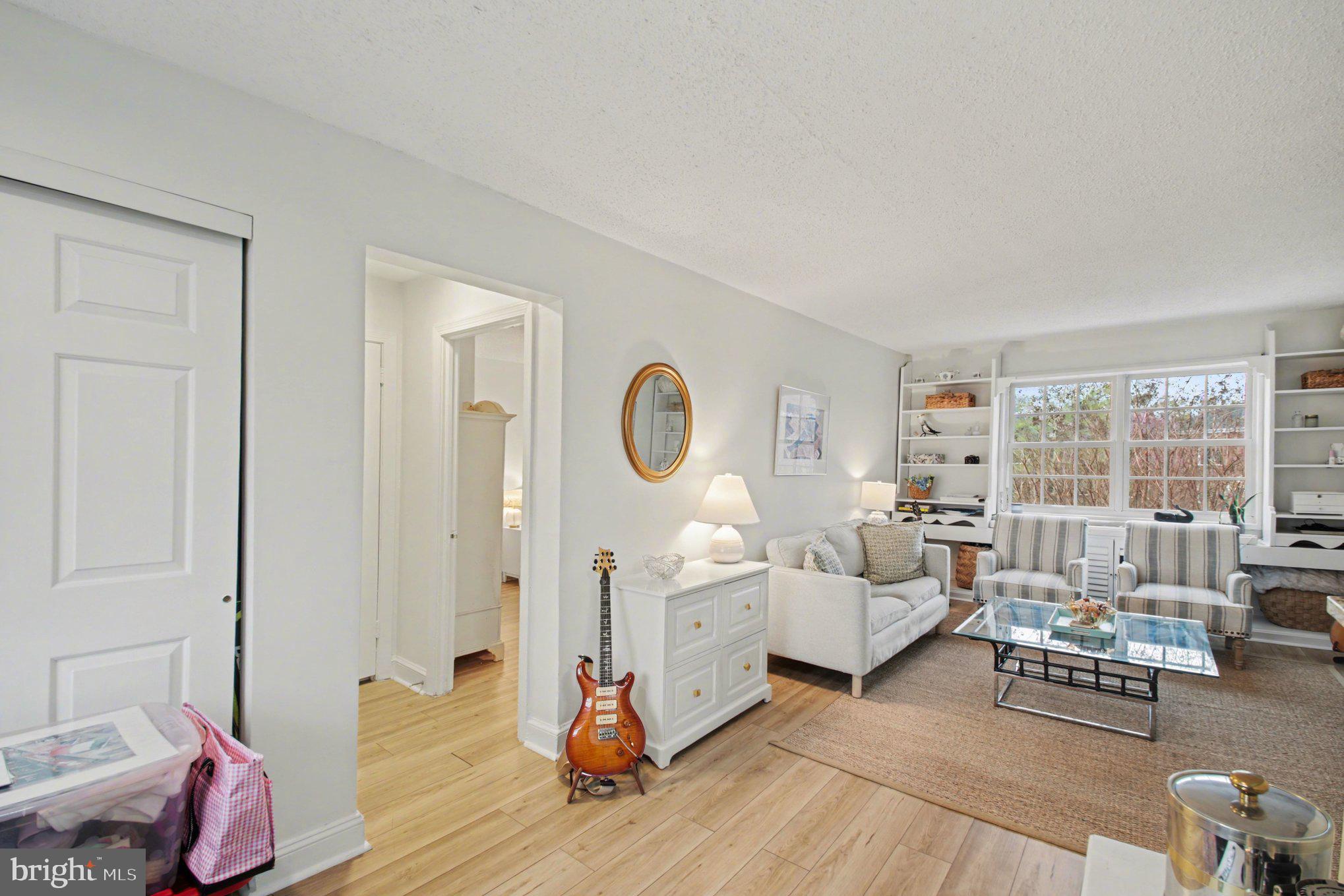 POTOWMACK CROSSING - Residential