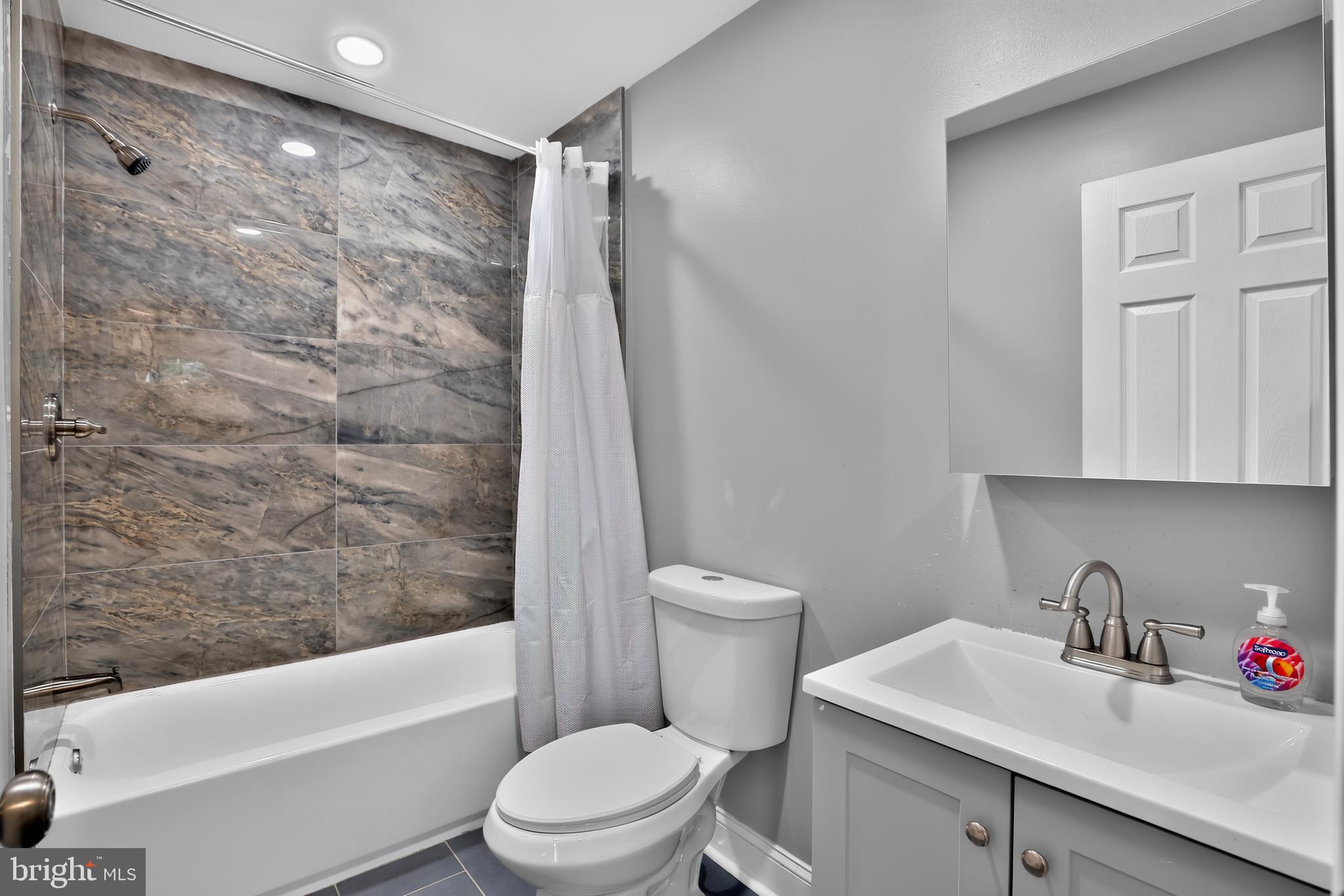 MANAYUNK - Residential