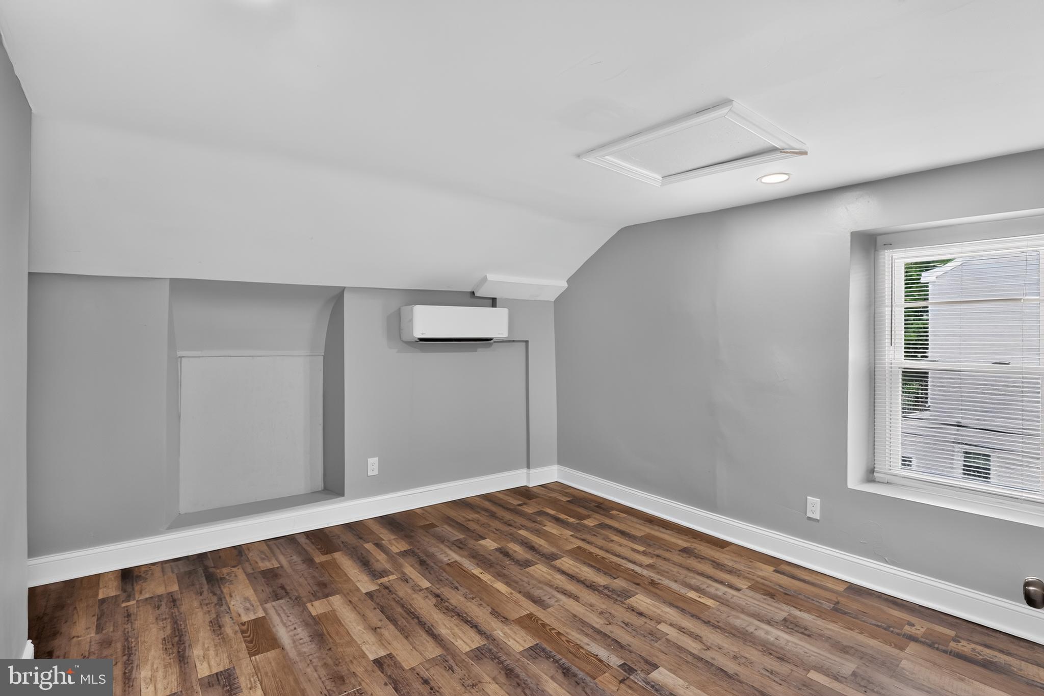 MANAYUNK - Residential