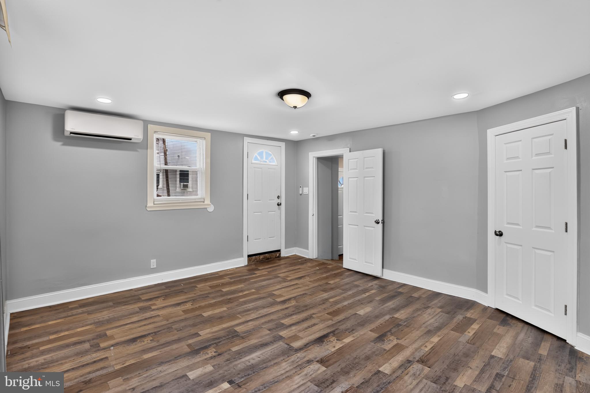 MANAYUNK - Residential