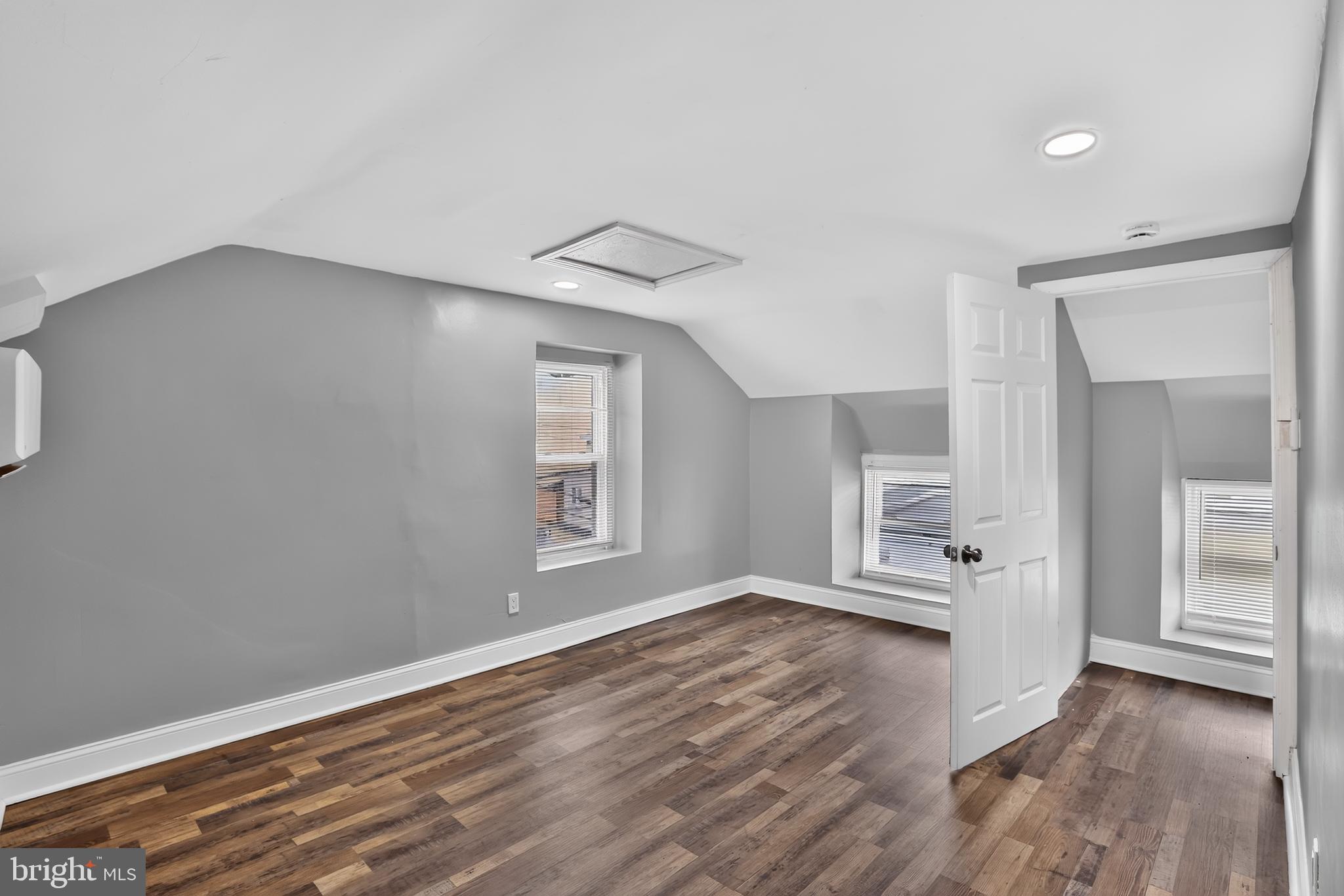 MANAYUNK - Residential