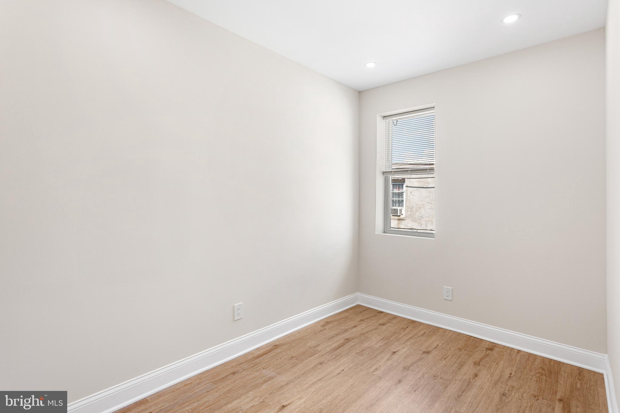 GRAYS FERRY - Residential