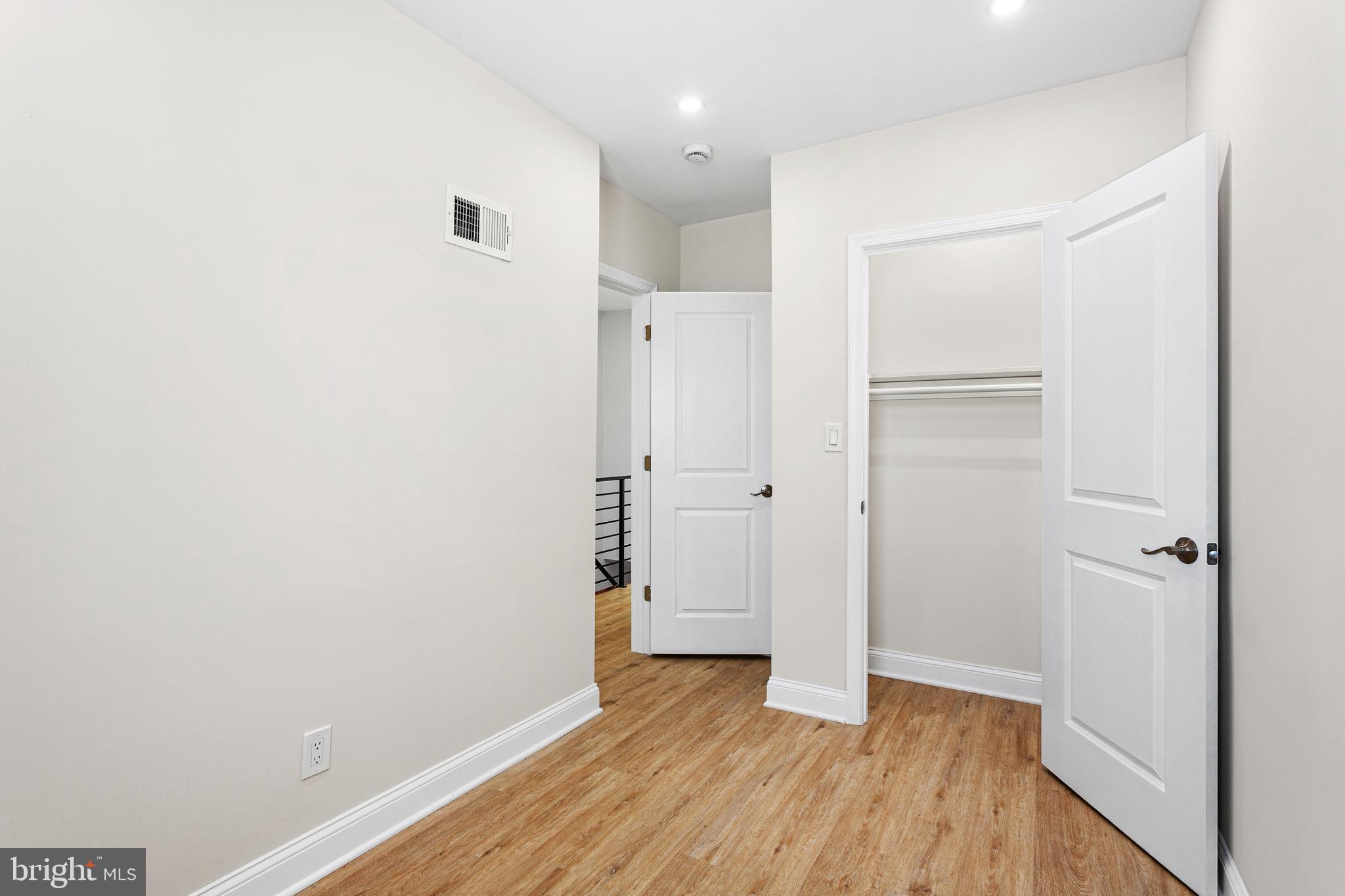 GRAYS FERRY - Residential