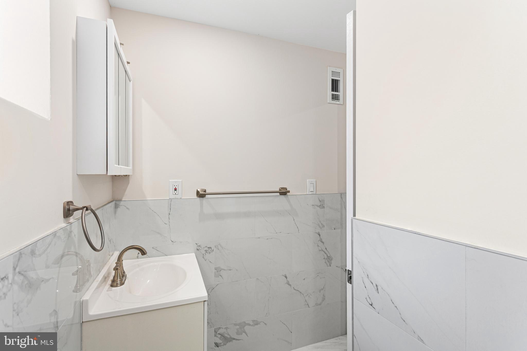 GRAYS FERRY - Residential