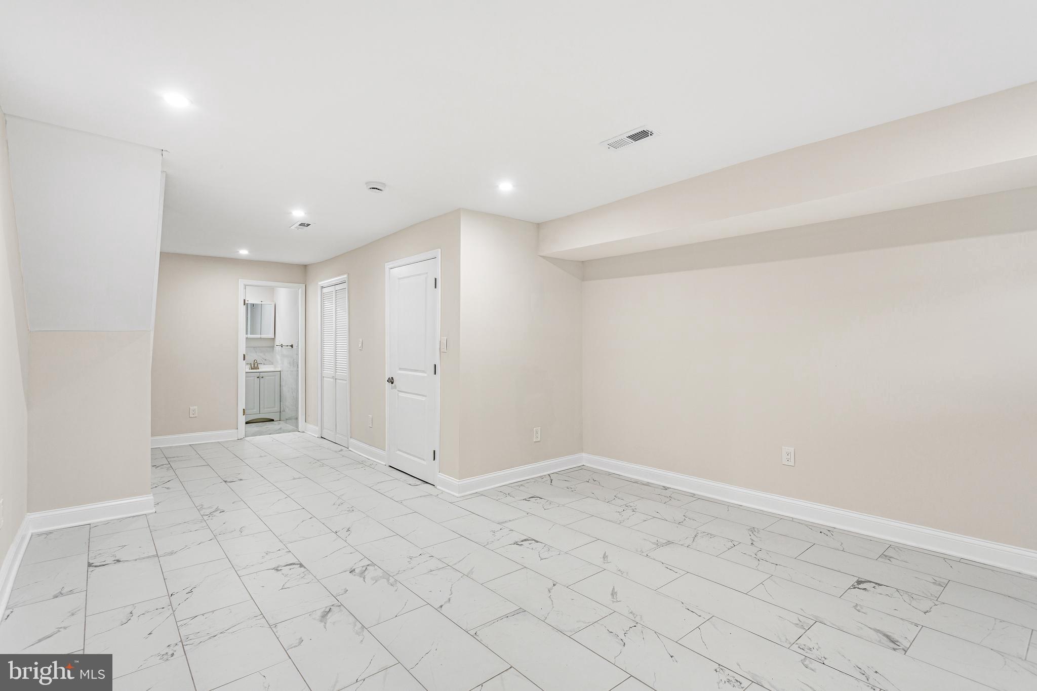 GRAYS FERRY - Residential