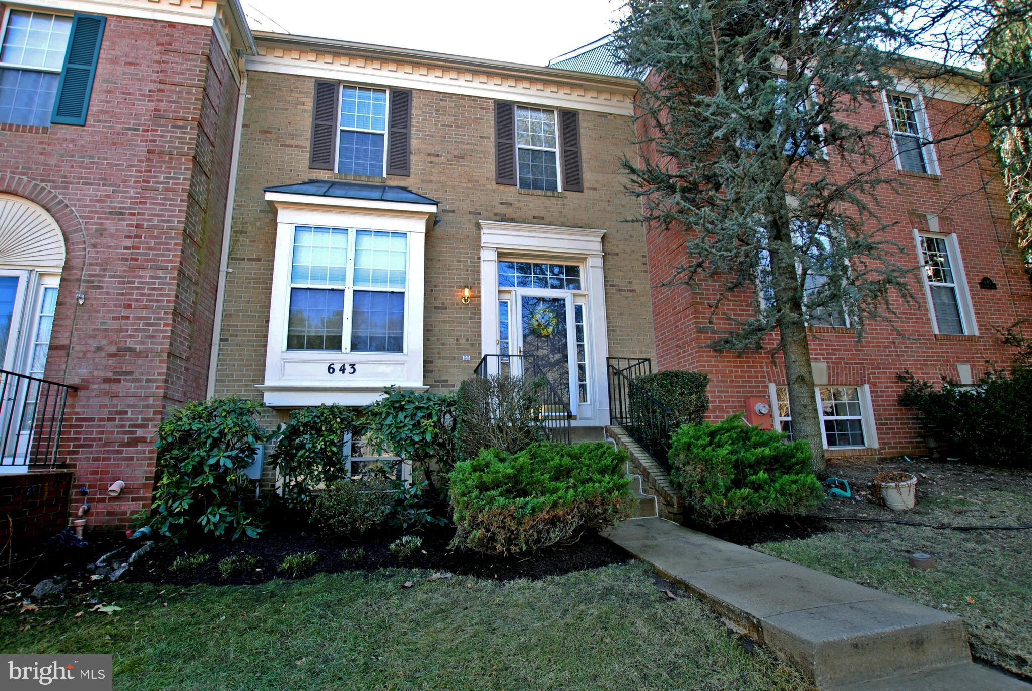 4Bd, 3/1 BaThs, perfectly located on a ct. w/ extra parking. Delightful awning covered deck with privacy. Home has been gently lived in and well cared for. This model offers a front kitchen;  a living rm/dining rm combo with a gas fpl.  Newer amenities are roof, wood fls., carpet, paint, heat pump/cac, hwh. Lower lever offers private guest bdrm w/full bath as well as a family, theatre, or rec rm.