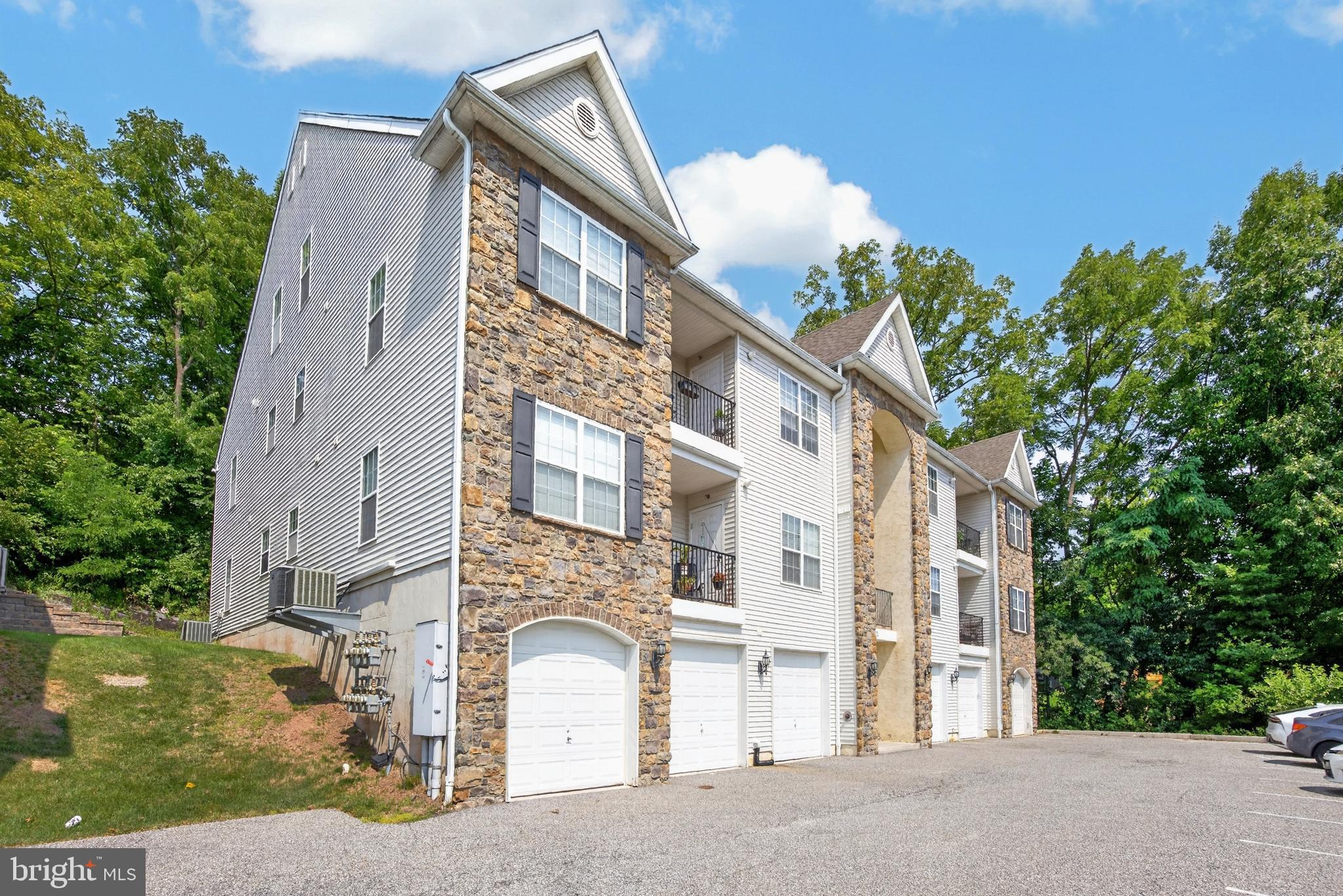 PERKIOMEN PL - Residential
