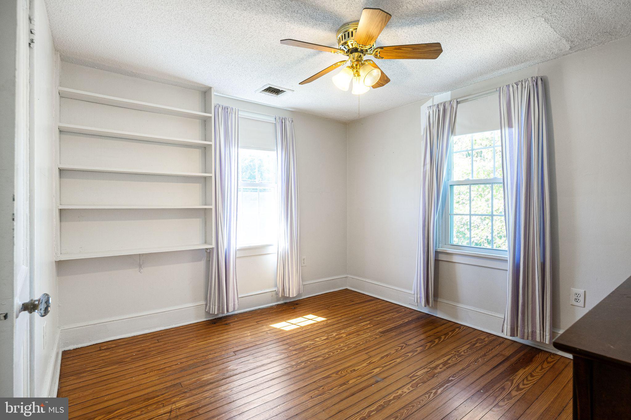 HAMPTON FARMS - Residential