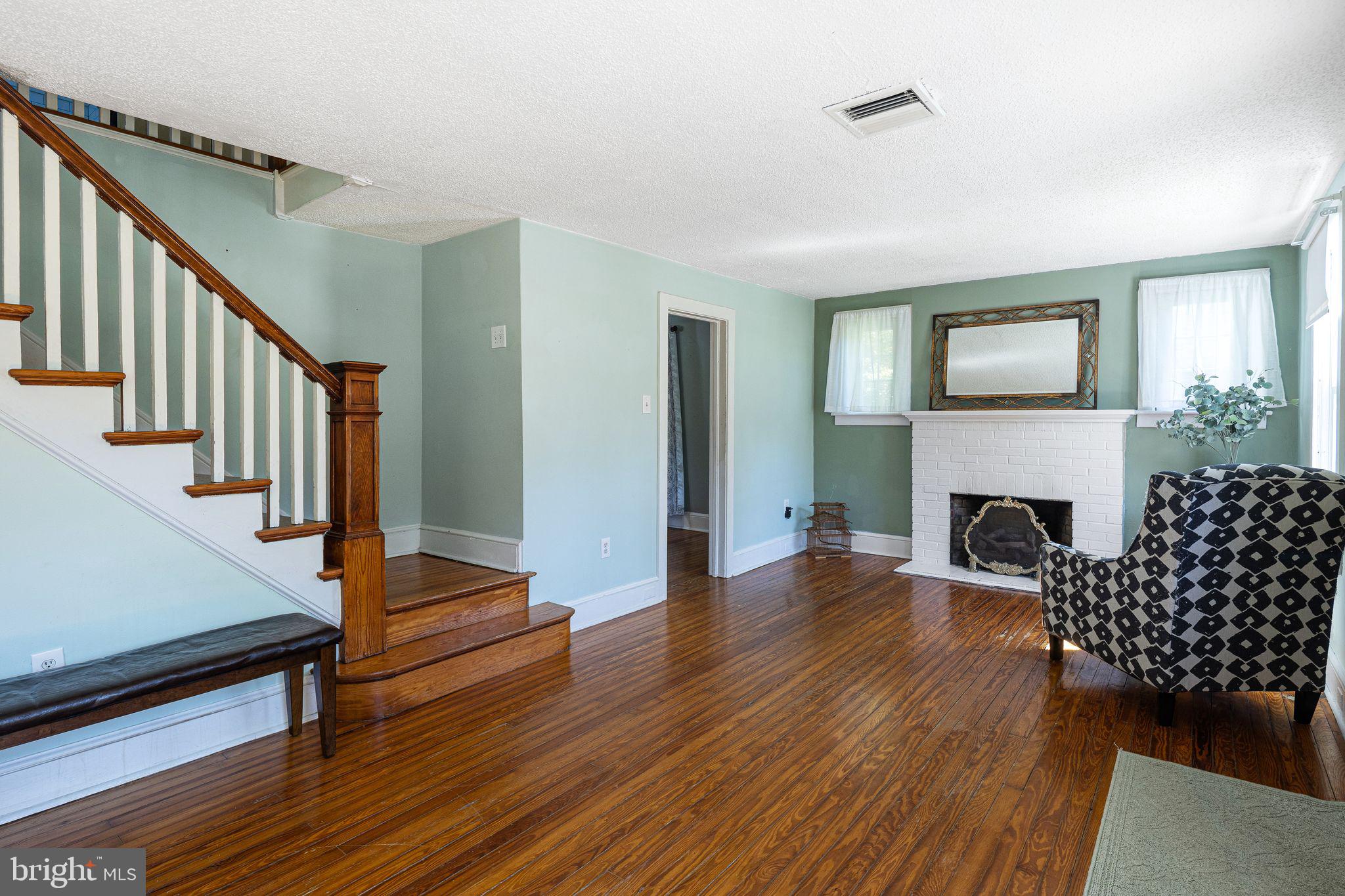 HAMPTON FARMS - Residential