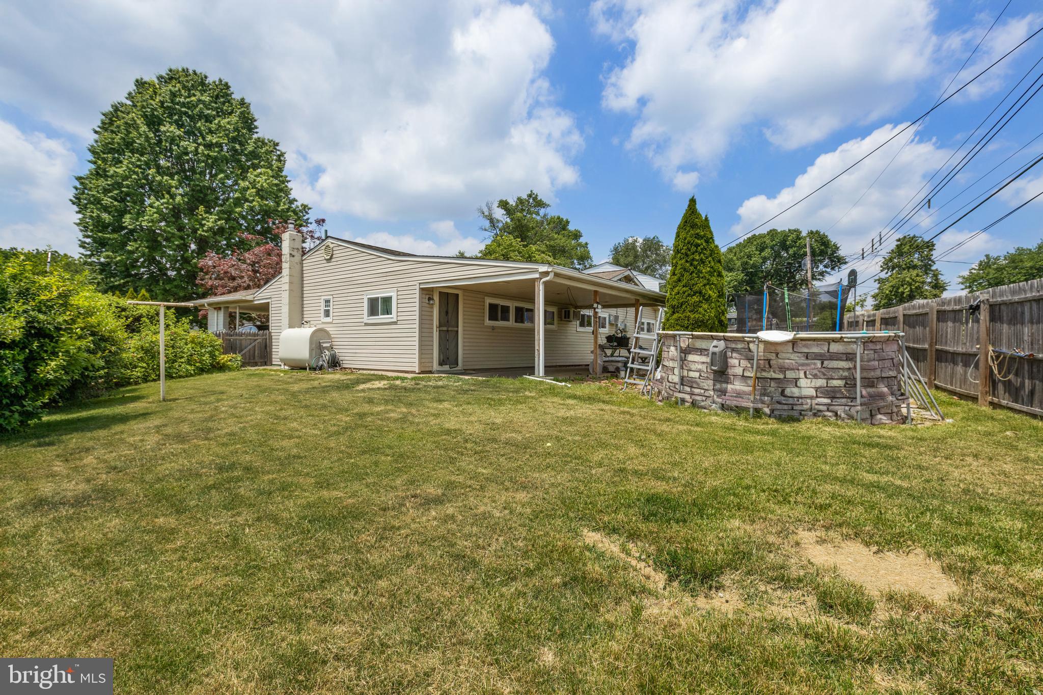 MAGNOLIA HILL - Residential