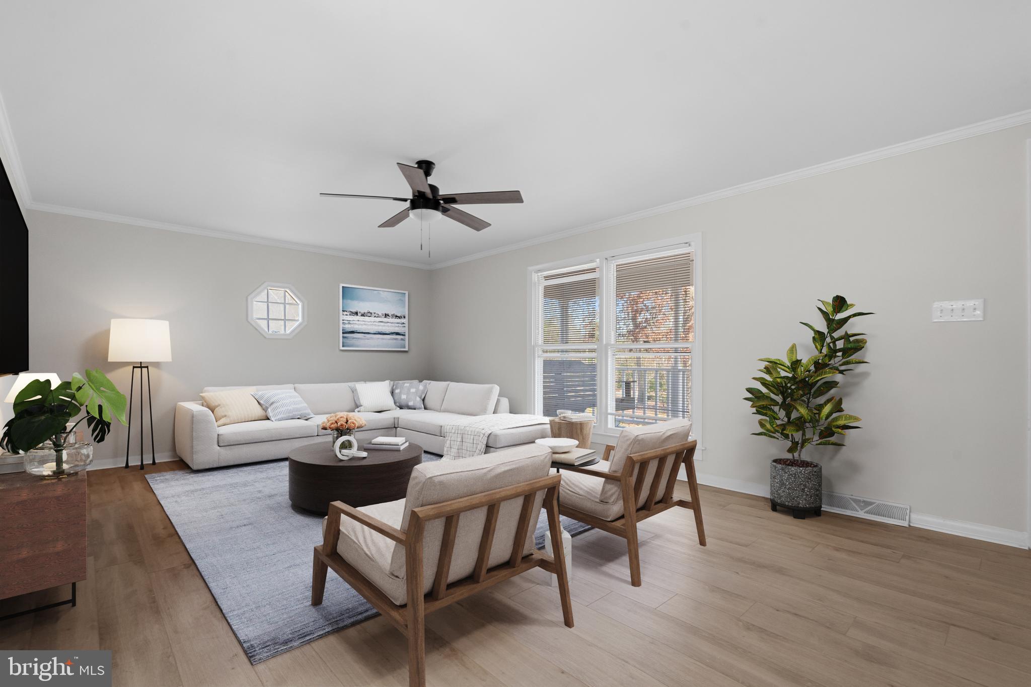 LAKE ANNA WOODS - Residential
