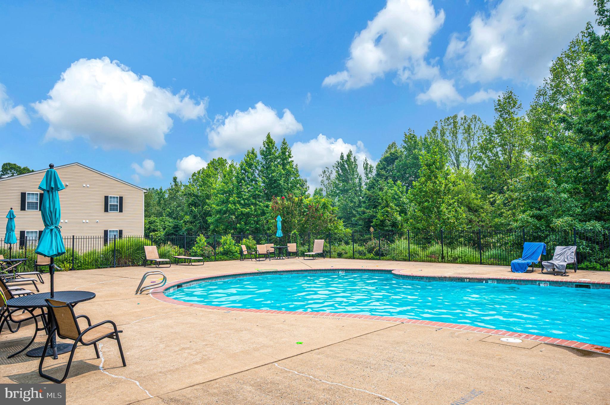 CARRIAGE POINTE AT AQUIA - Residential