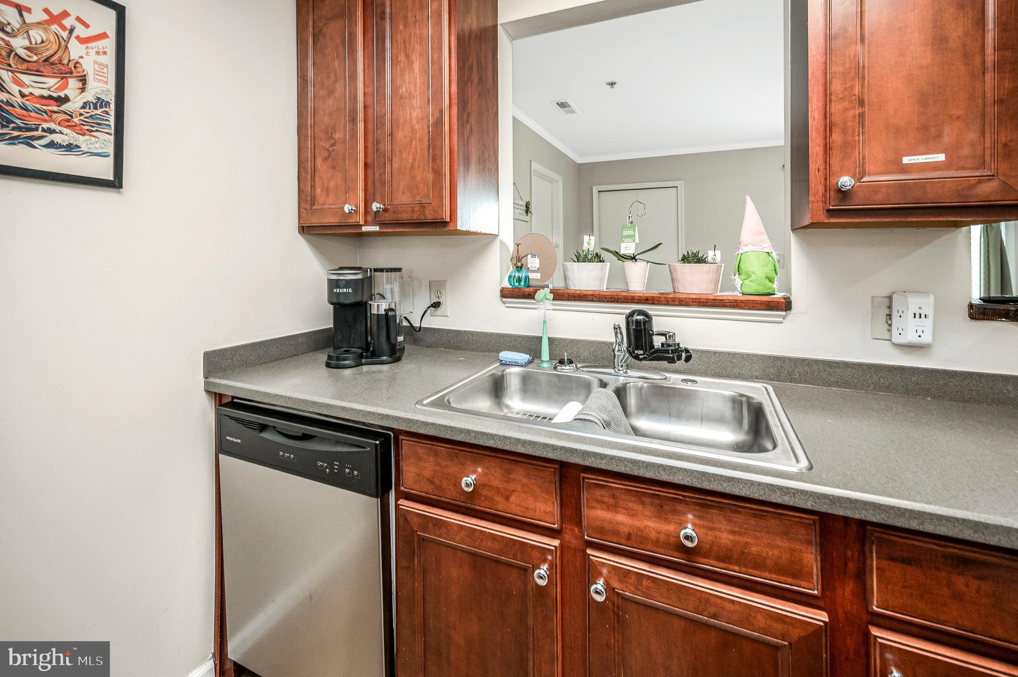 CARRIAGE POINTE AT AQUIA - Residential