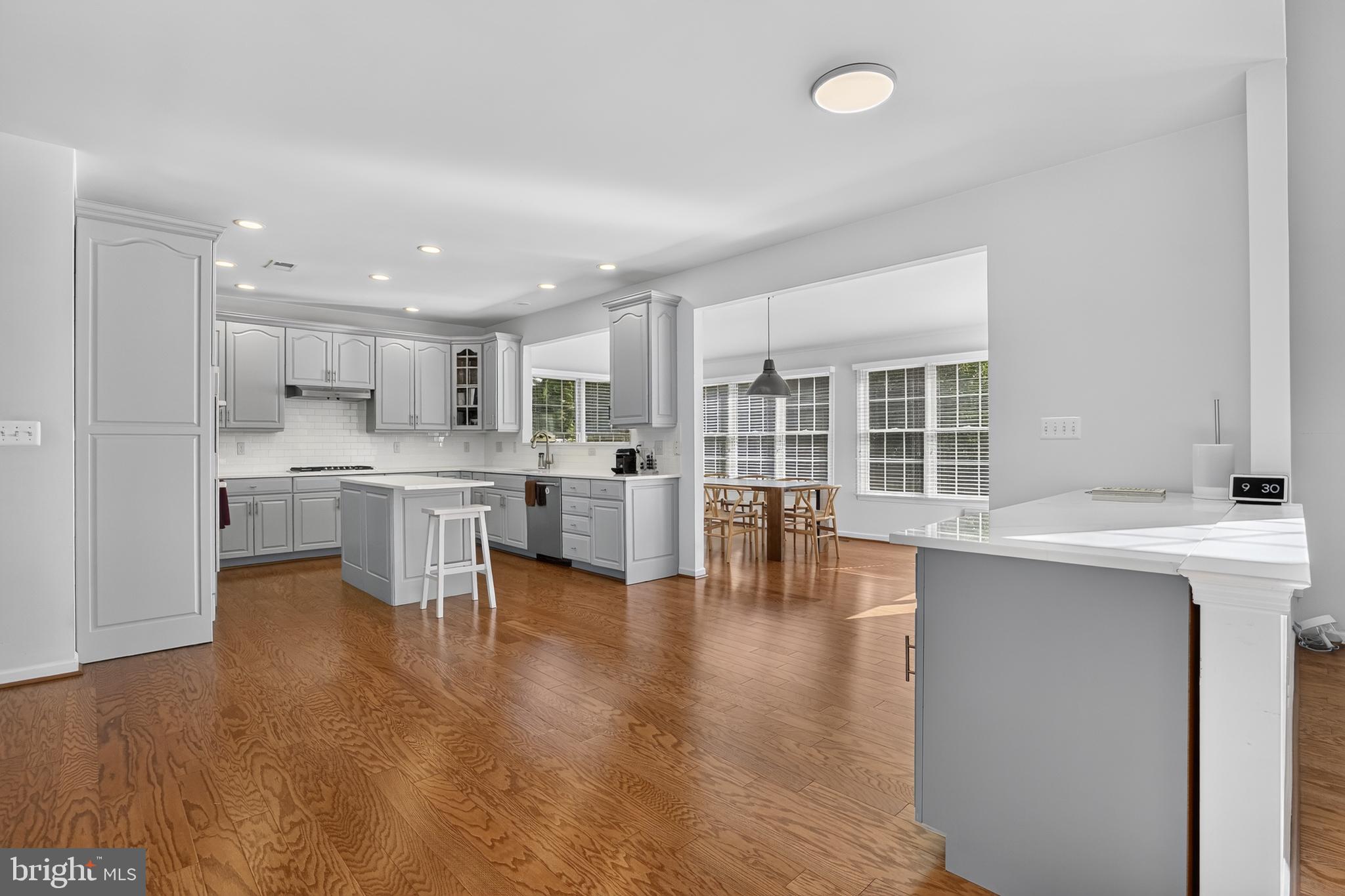BELMONT COUNTRY CLUB - Residential