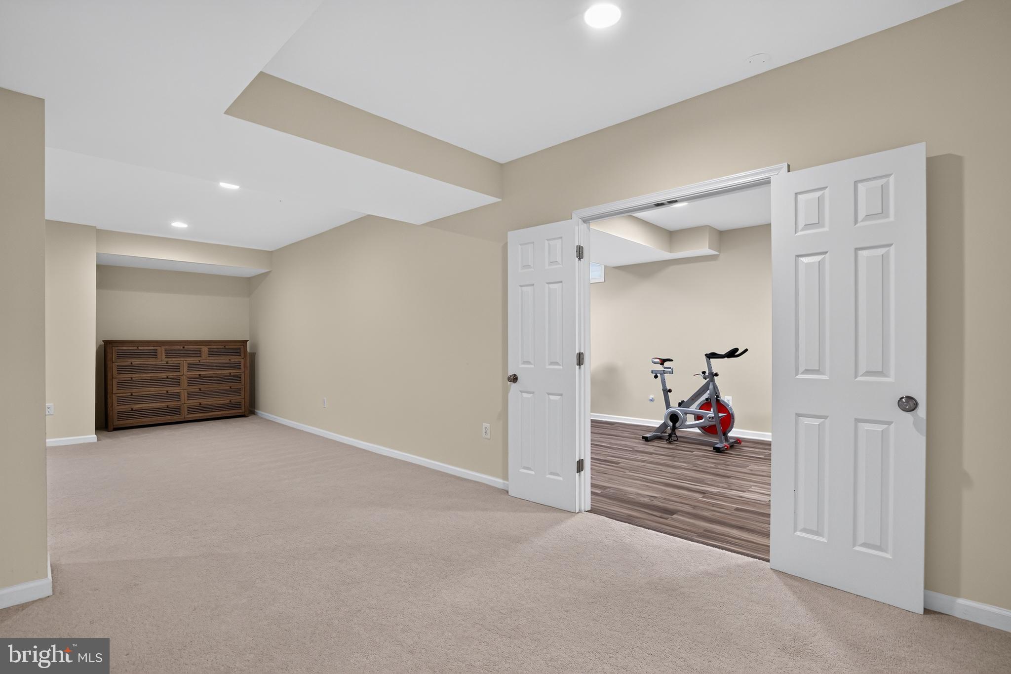 BELMONT COUNTRY CLUB - Residential