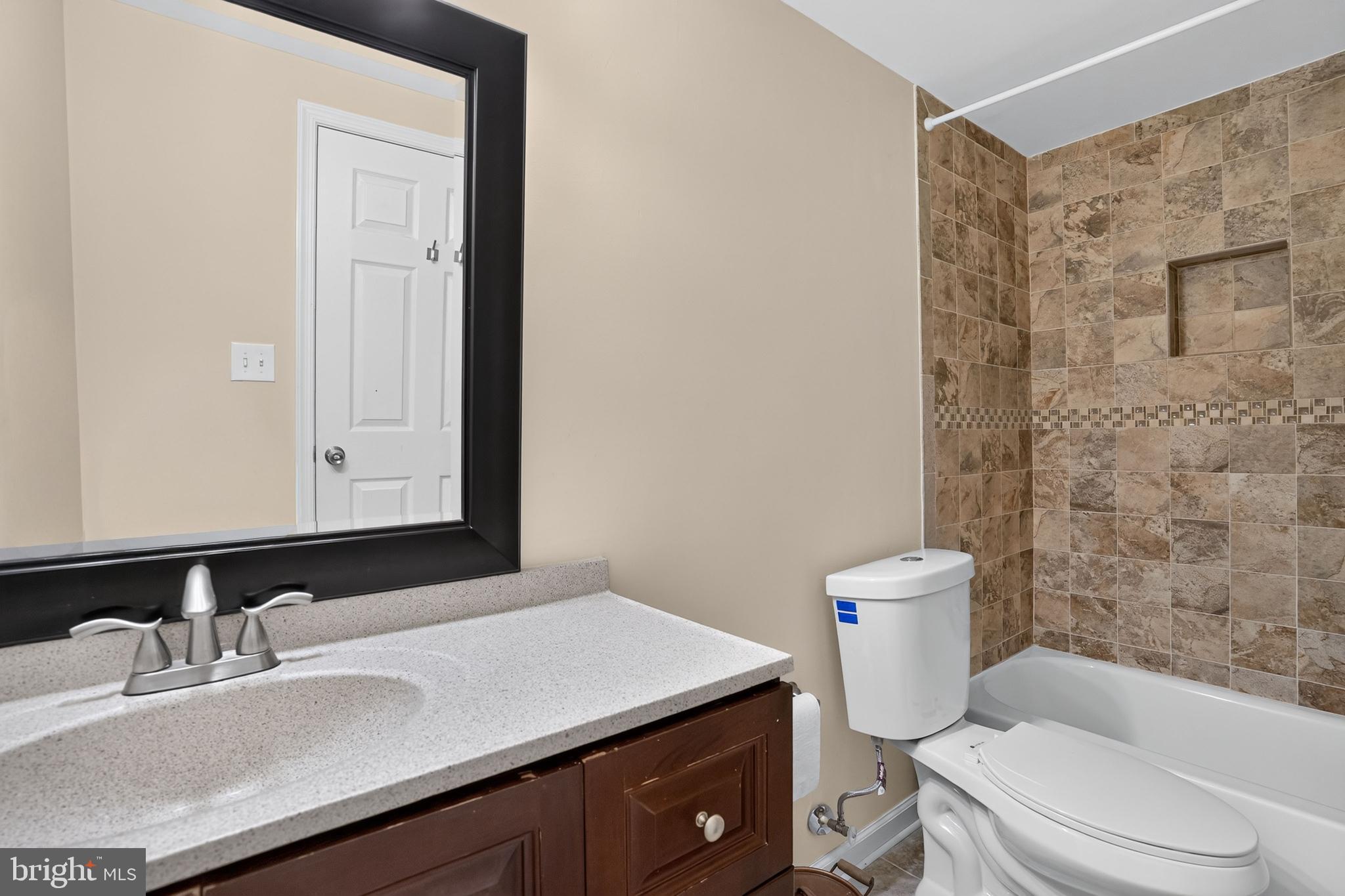 BELMONT COUNTRY CLUB - Residential