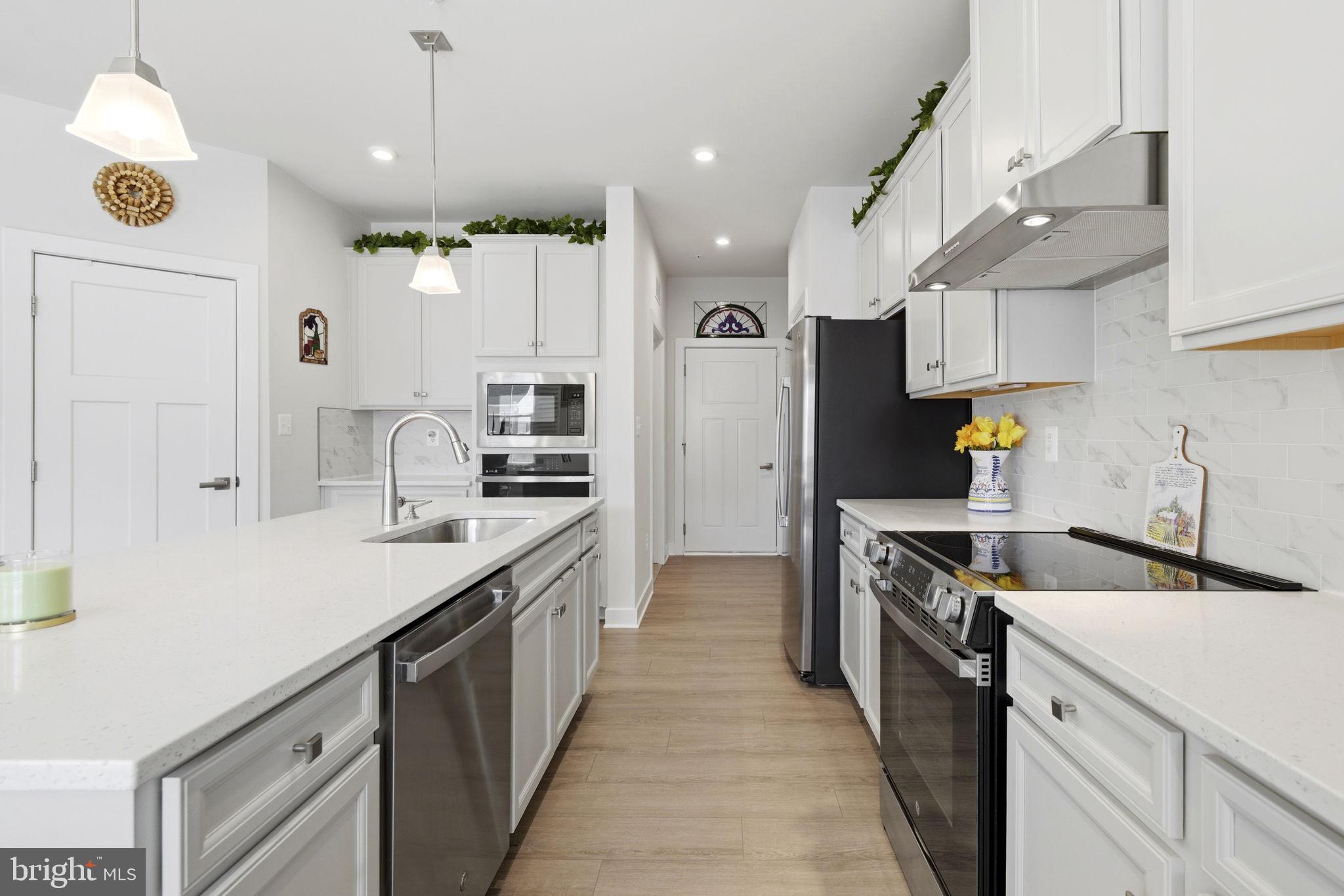 GILBERT MEADOWS - Residential