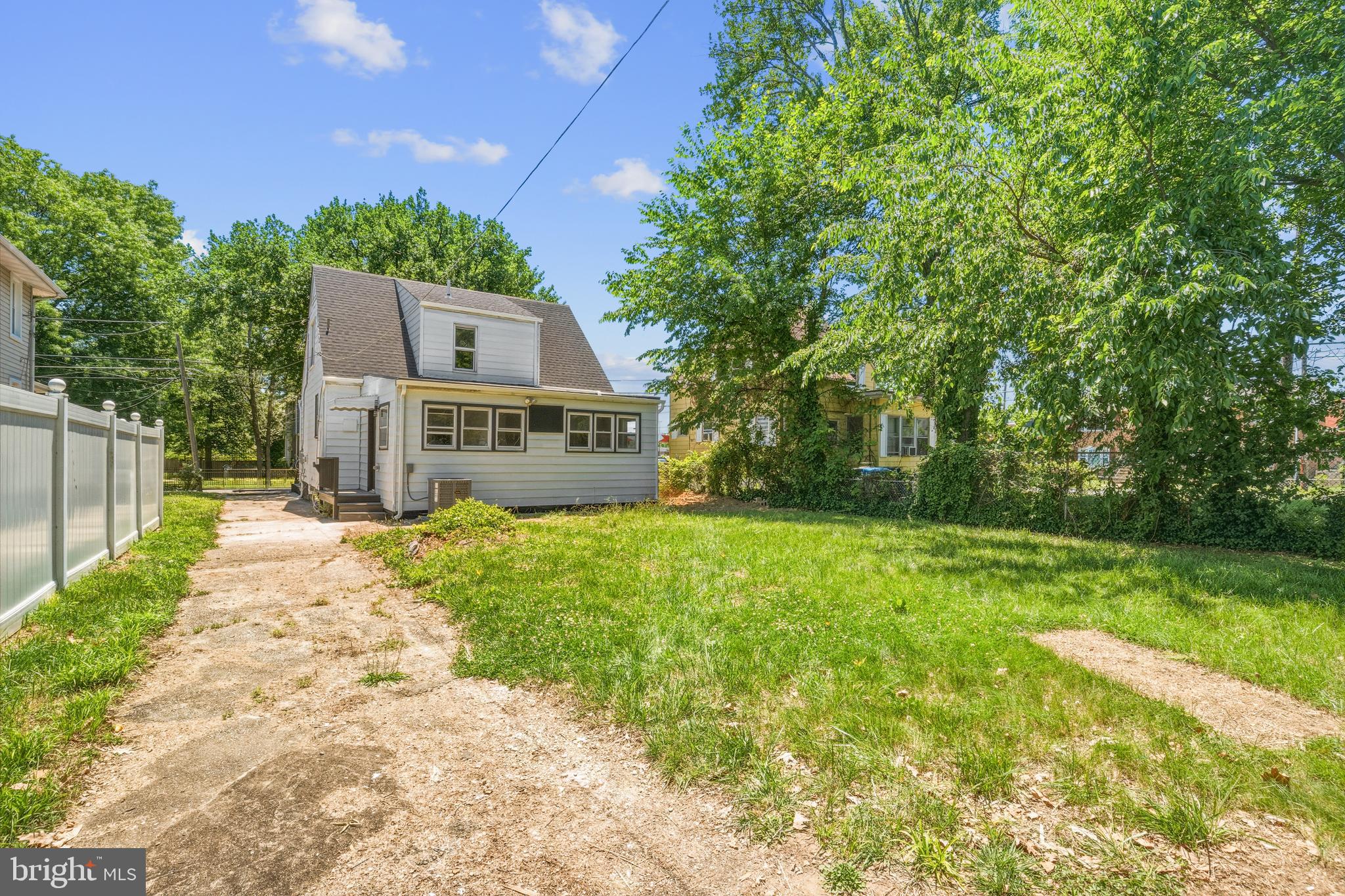 DISTRICT HEIGHTS - Residential