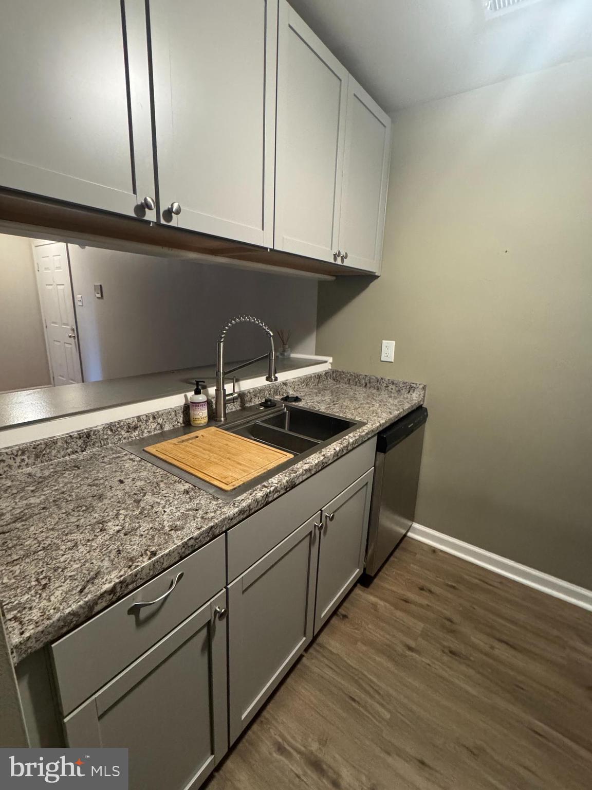 WATERFORD LANDING - Residential Lease