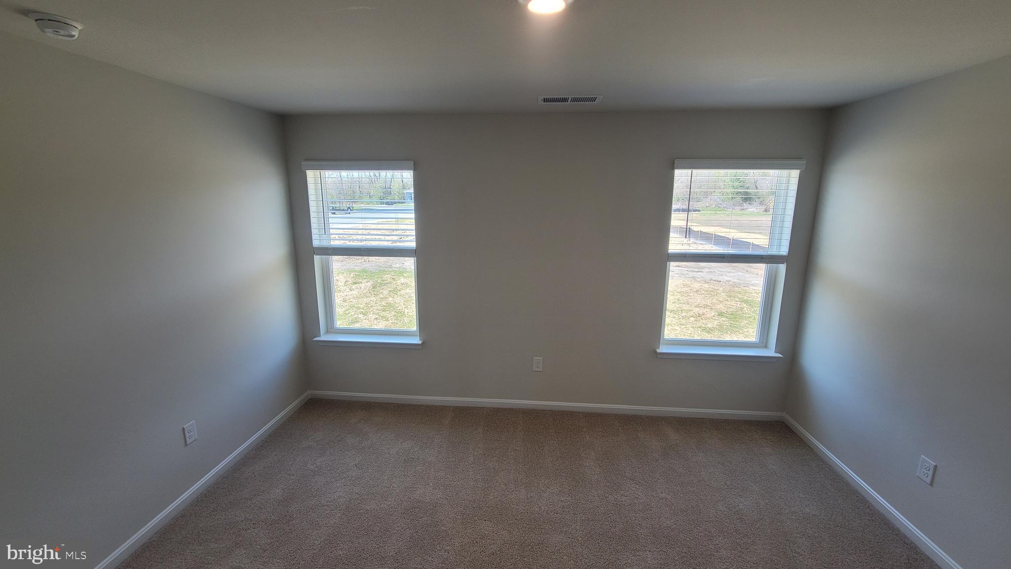 KINNAMON MEADOWS - Residential Lease