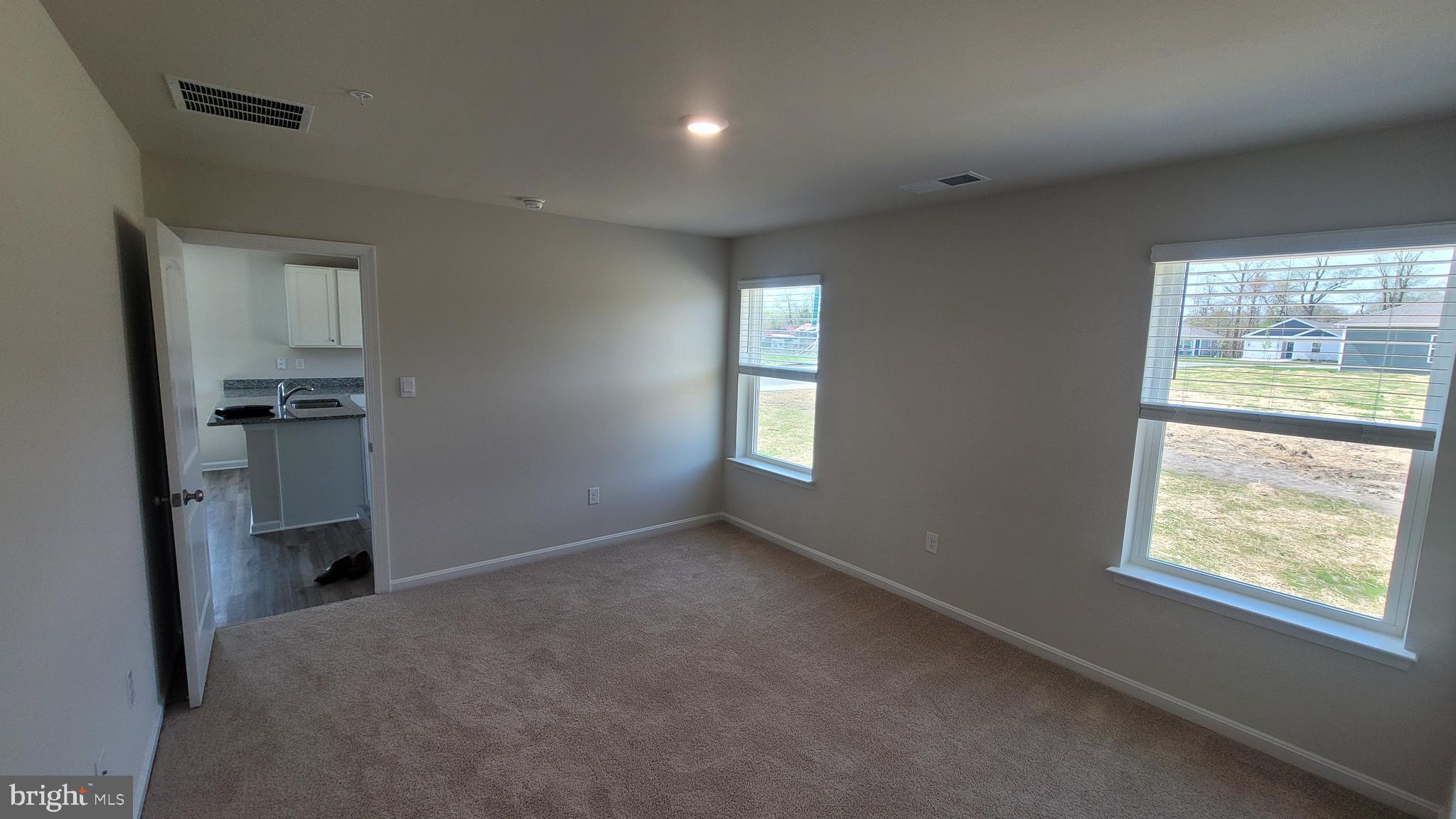 KINNAMON MEADOWS - Residential Lease