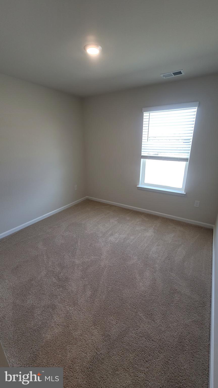 KINNAMON MEADOWS - Residential Lease
