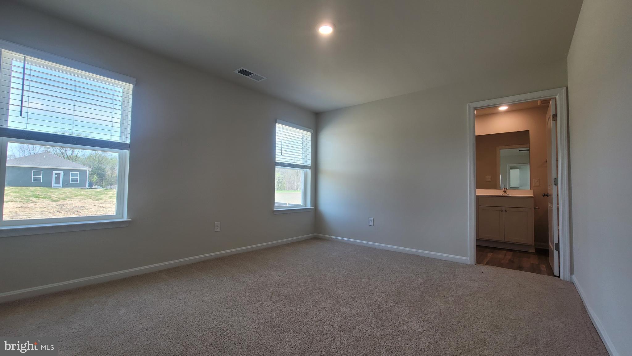KINNAMON MEADOWS - Residential Lease