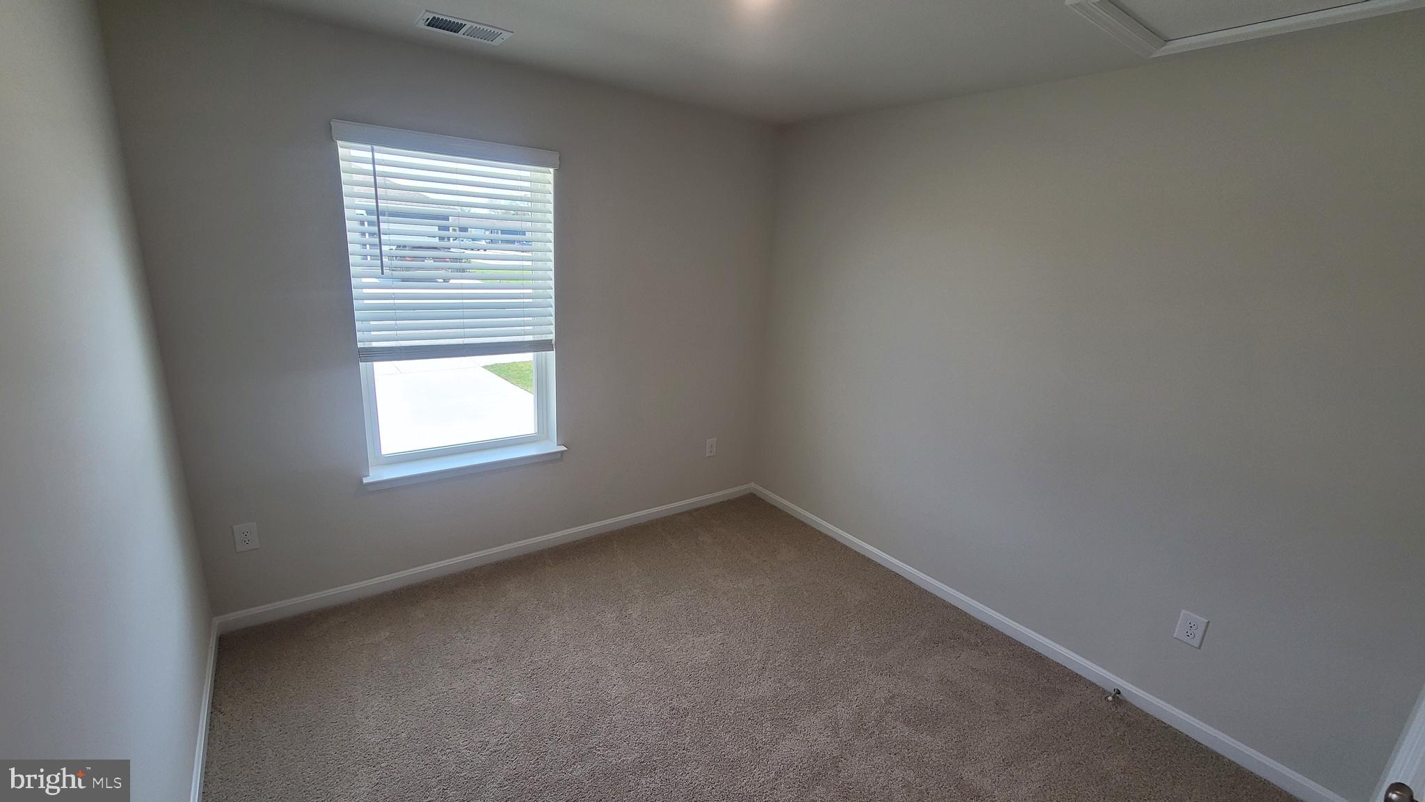 KINNAMON MEADOWS - Residential Lease