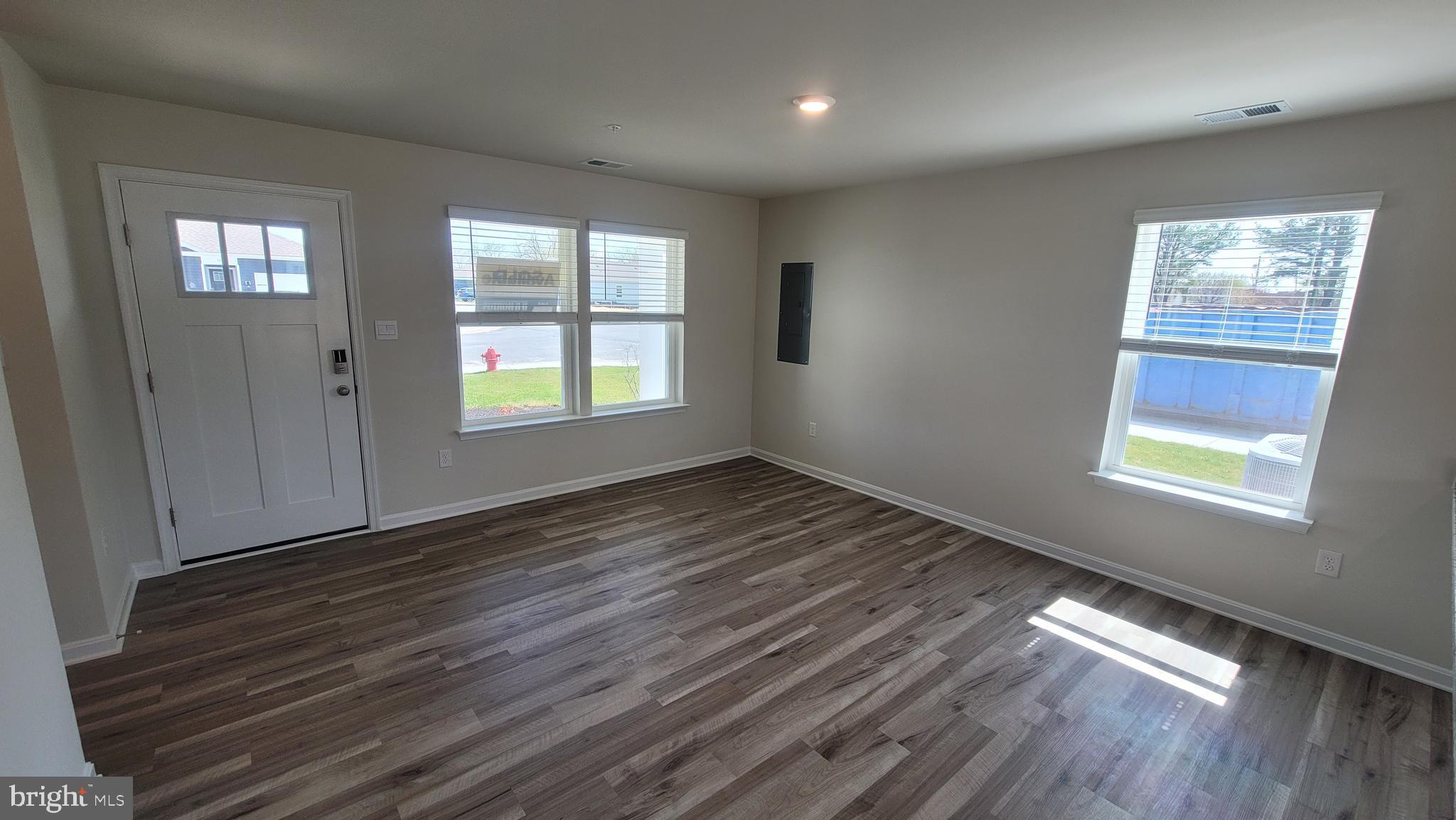 KINNAMON MEADOWS - Residential Lease
