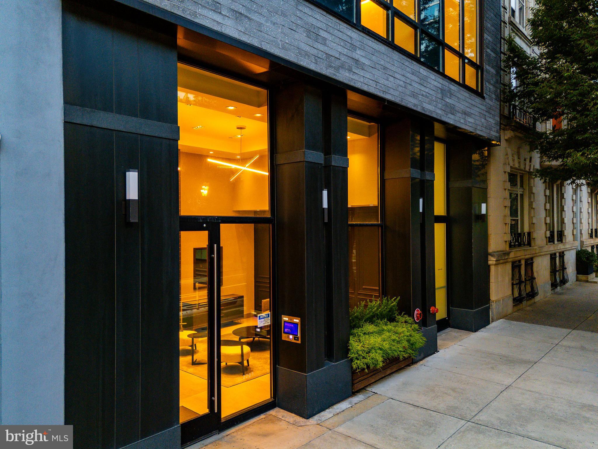 RITTENHOUSE SQUARE - Residential