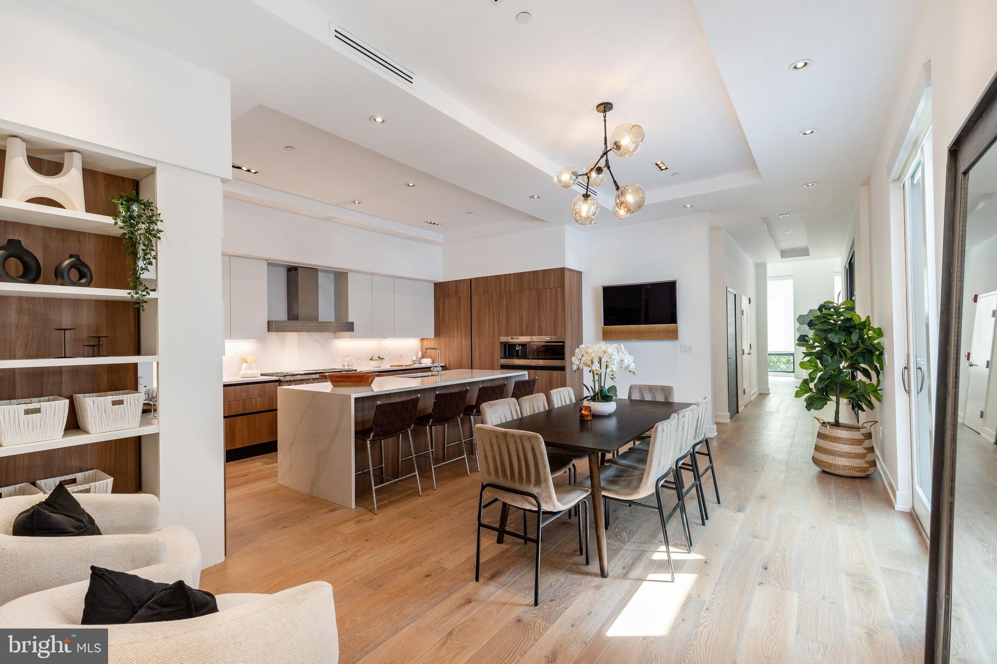 RITTENHOUSE SQUARE - Residential